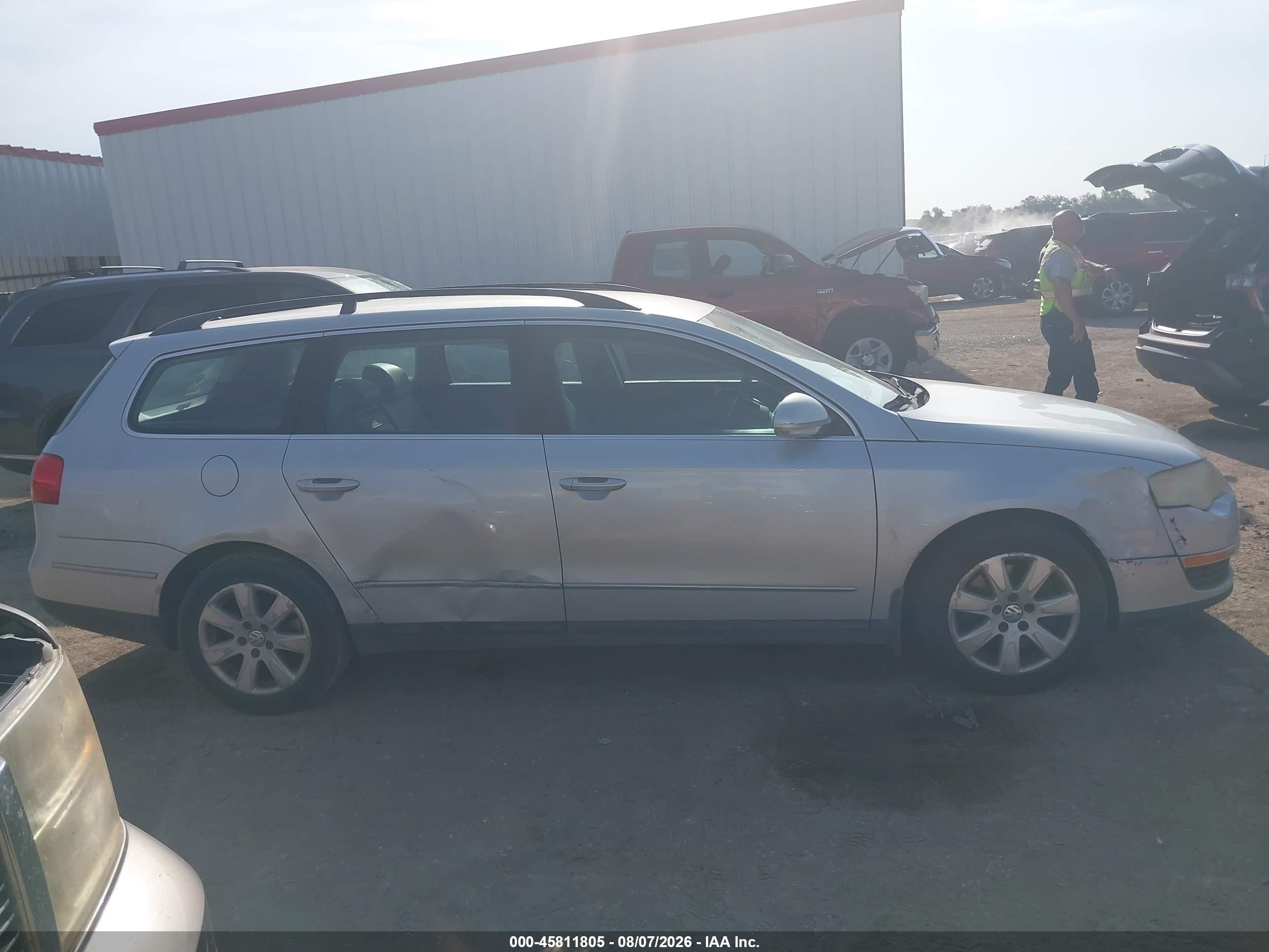 2007 Volkswagen Passat 2.0t Gray vin: WVWLK93C47E005121