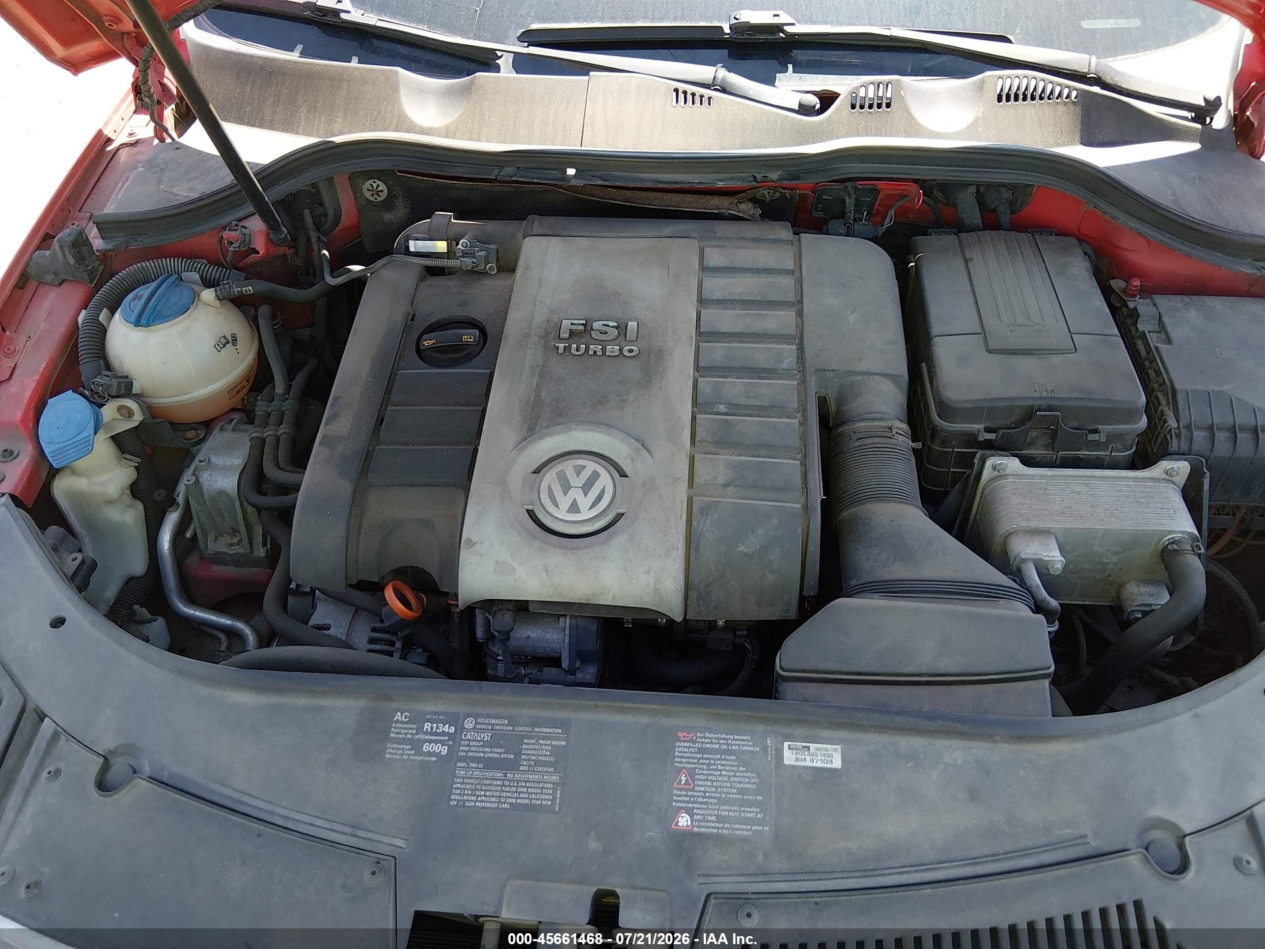 2008 Volkswagen Passat Komfort Красный vin: WVWLK93CX8E041266