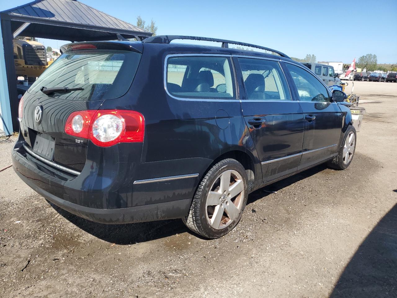2010 Volkswagen Passat 2.0t Черный vin: WVWLK9AN2AE112079