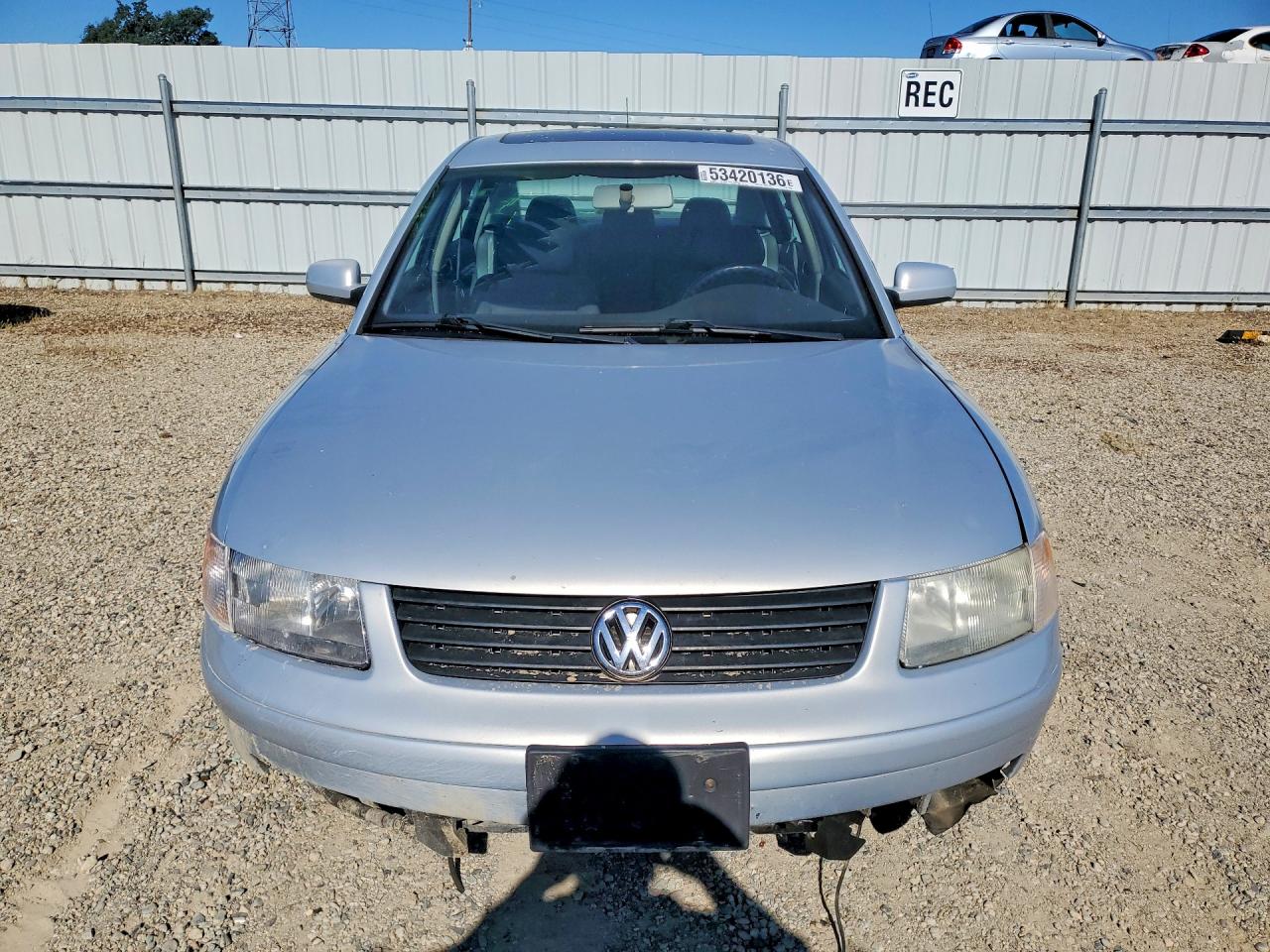 2000 Volkswagen Passat Gls Silver vin: WVWMA23B0YP291481