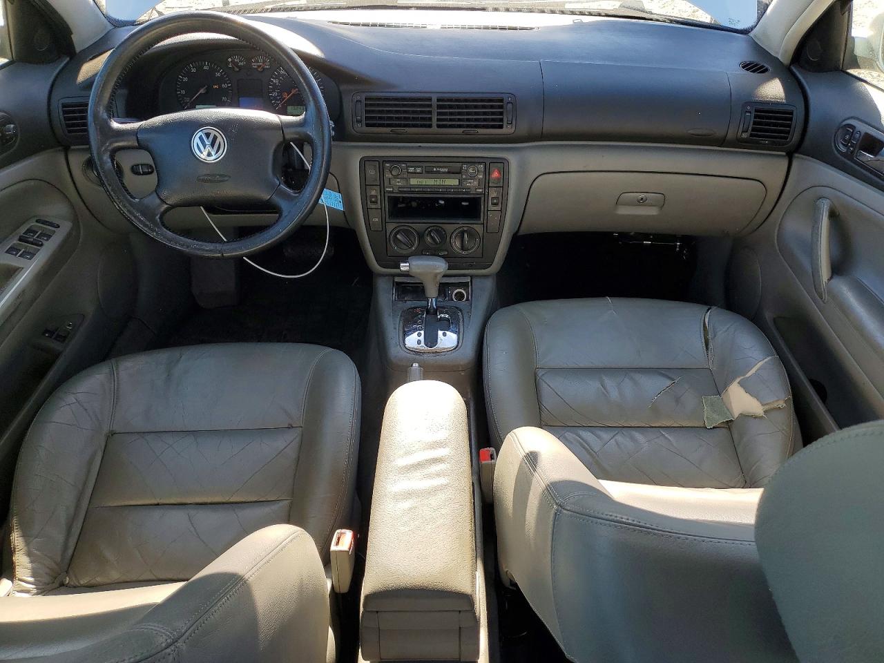 2000 Volkswagen Passat Gls Silver vin: WVWMA23B0YP291481