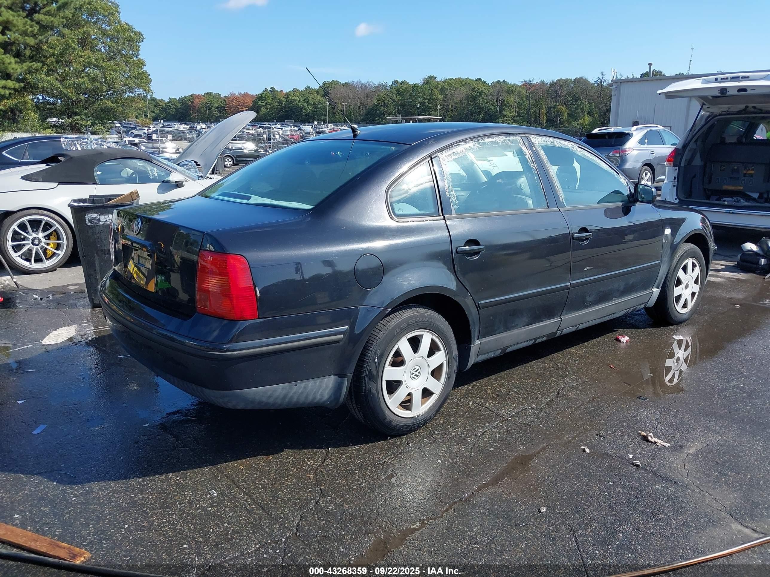 2000 Volkswagen Passat Gls Черный vin: WVWMA23B0YP432792