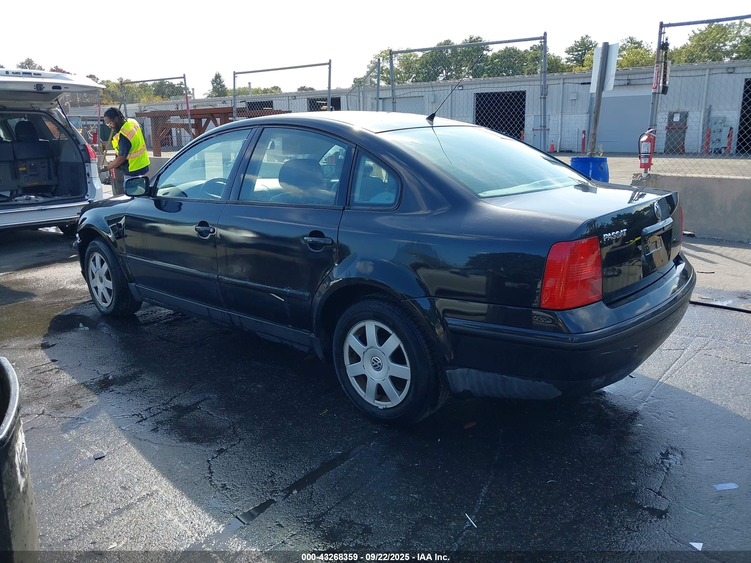 2000 Volkswagen Passat Gls Черный vin: WVWMA23B0YP432792