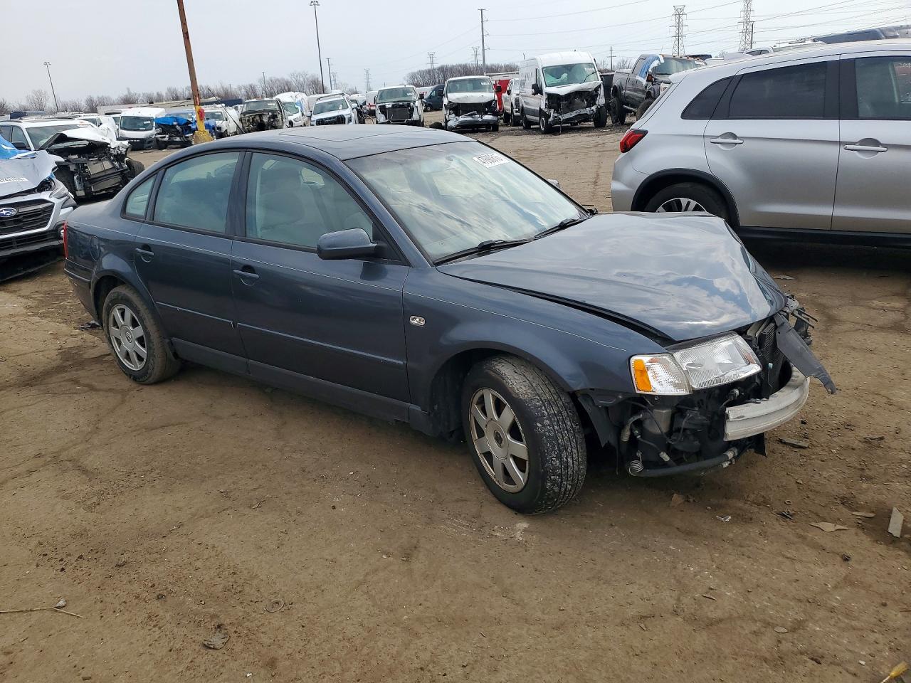 2000 Volkswagen Passat Gls Blue vin: WVWMA23B1YE329649