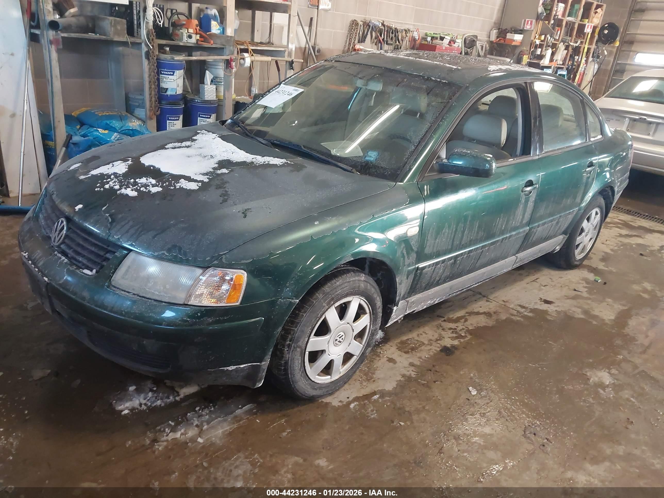 2000 Volkswagen Passat Gls Зеленый vin: WVWMA23B7YP162492