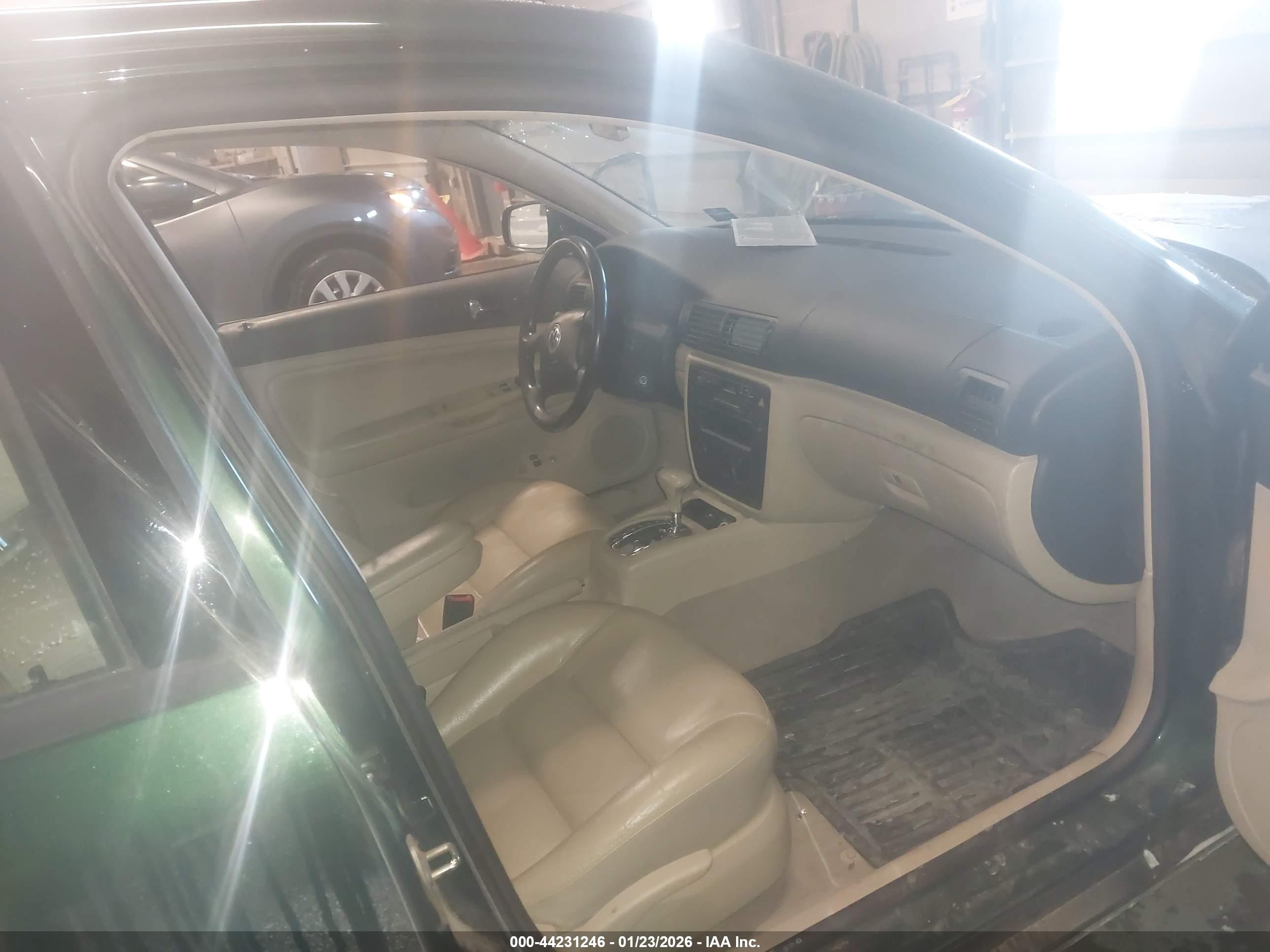 2000 Volkswagen Passat Gls Зеленый vin: WVWMA23B7YP162492