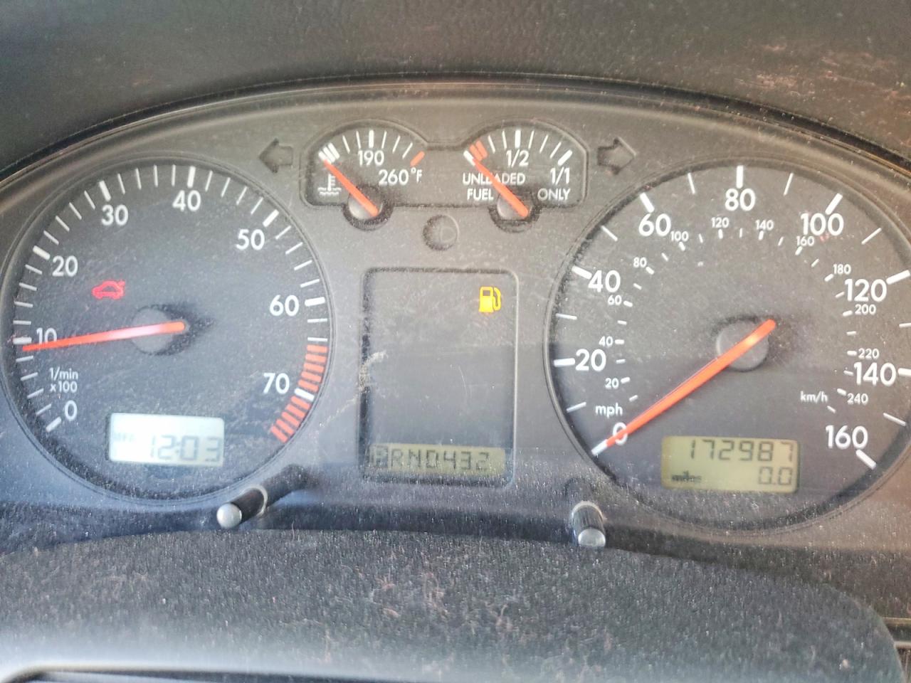 1998 Volkswagen Passat Gls Silver vin: WVWMA63B0WE163032