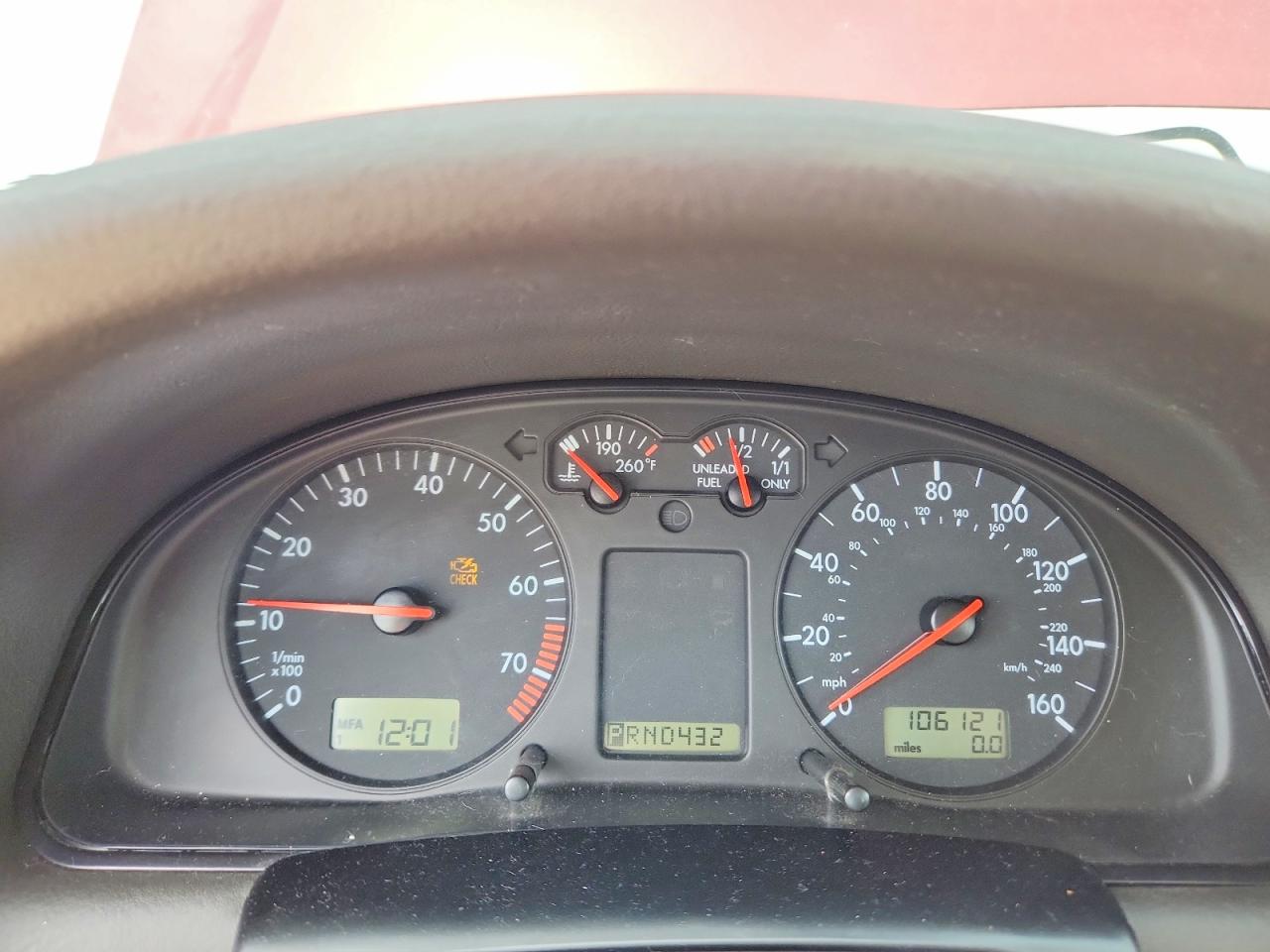 1998 Volkswagen Passat Gls Red vin: WVWMA63B6WE389351