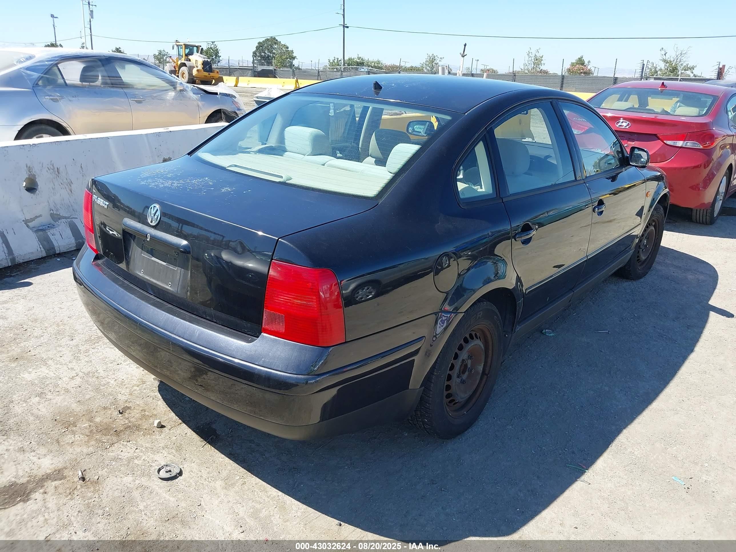 1998 Volkswagen Passat Gls Black vin: WVWMA63B9WE299966