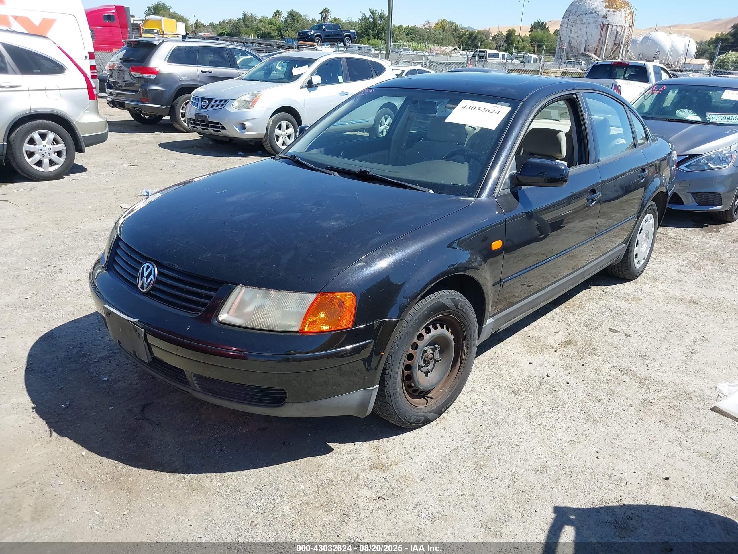 1998 Volkswagen Passat Gls Black vin: WVWMA63B9WE299966