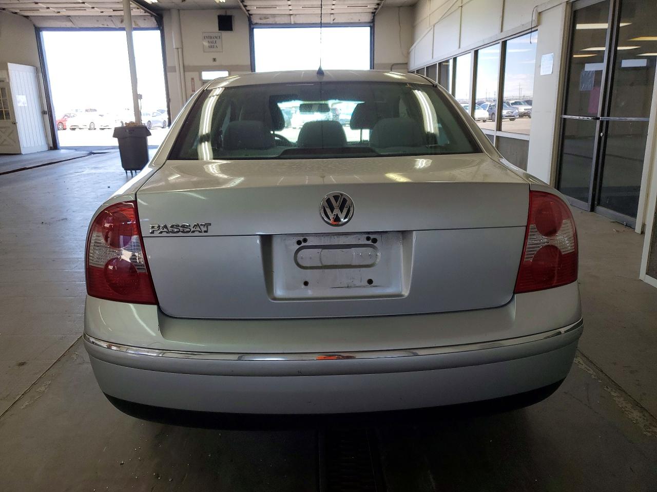 2004 Volkswagen Passat Gl Gray vin: WVWMD63B14P040820