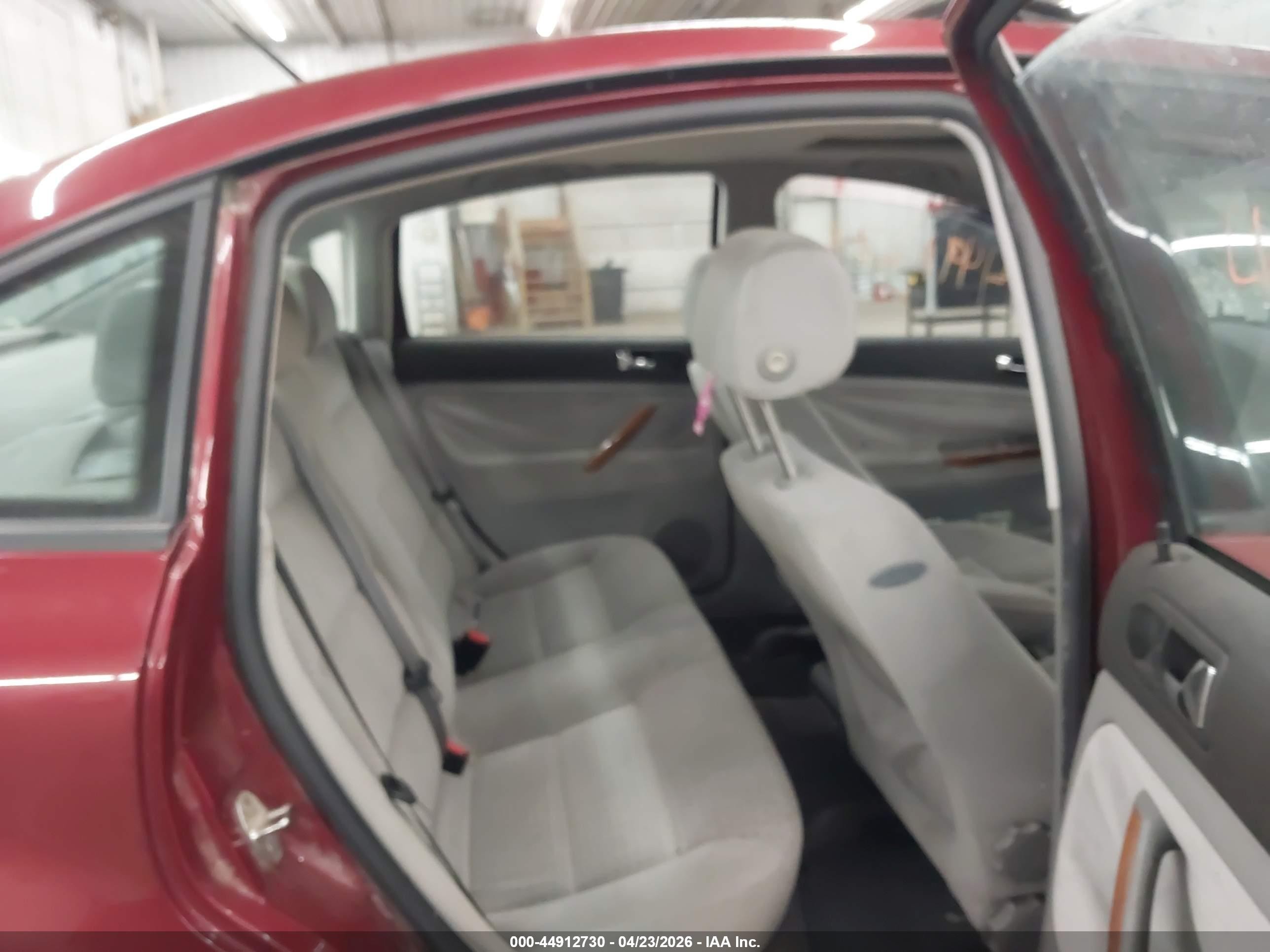 1999 Volkswagen Passat Gls V6 Burgundy vin: WVWMD63B2XE299235