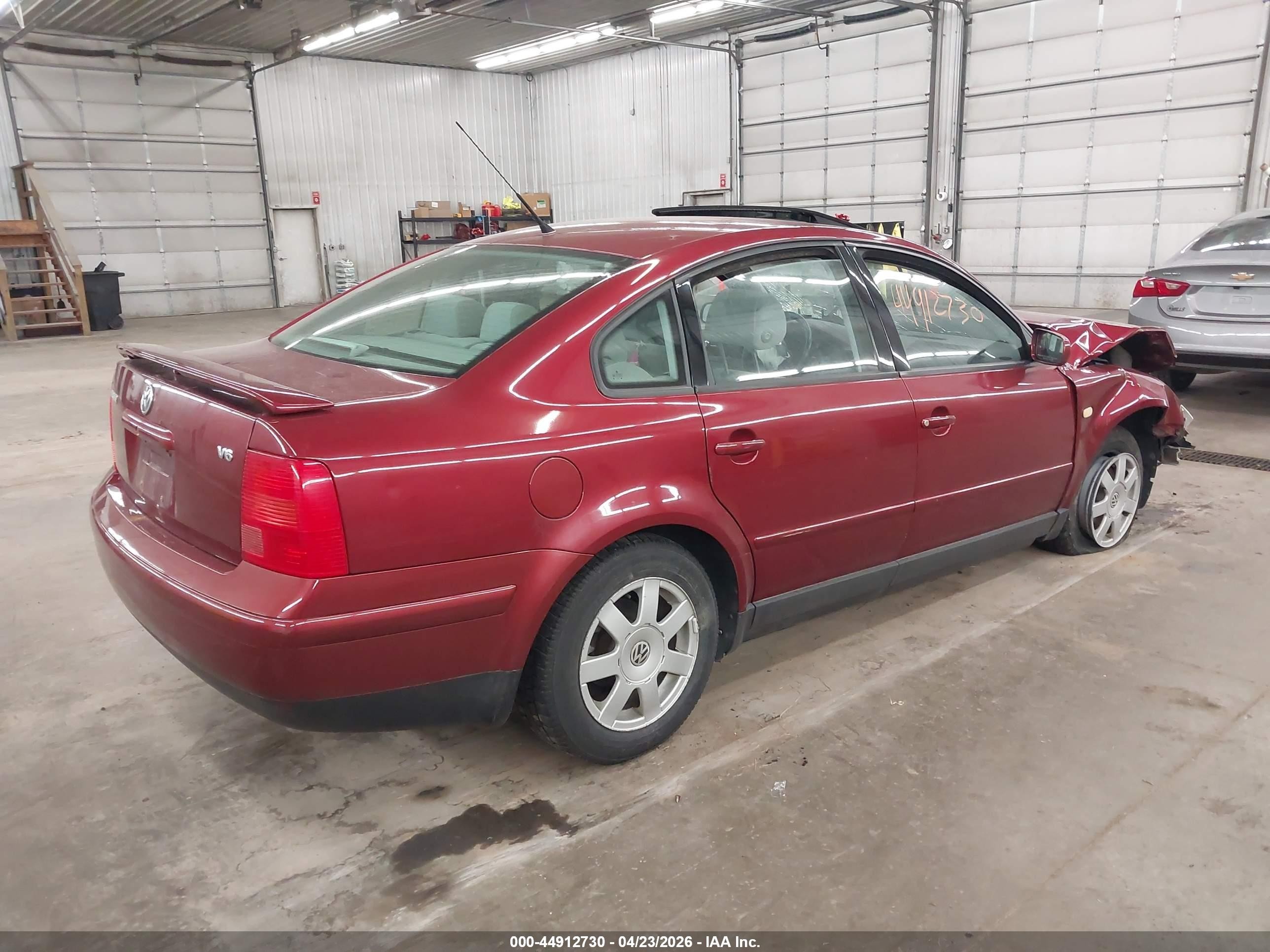 1999 Volkswagen Passat Gls V6 Burgundy vin: WVWMD63B2XE299235