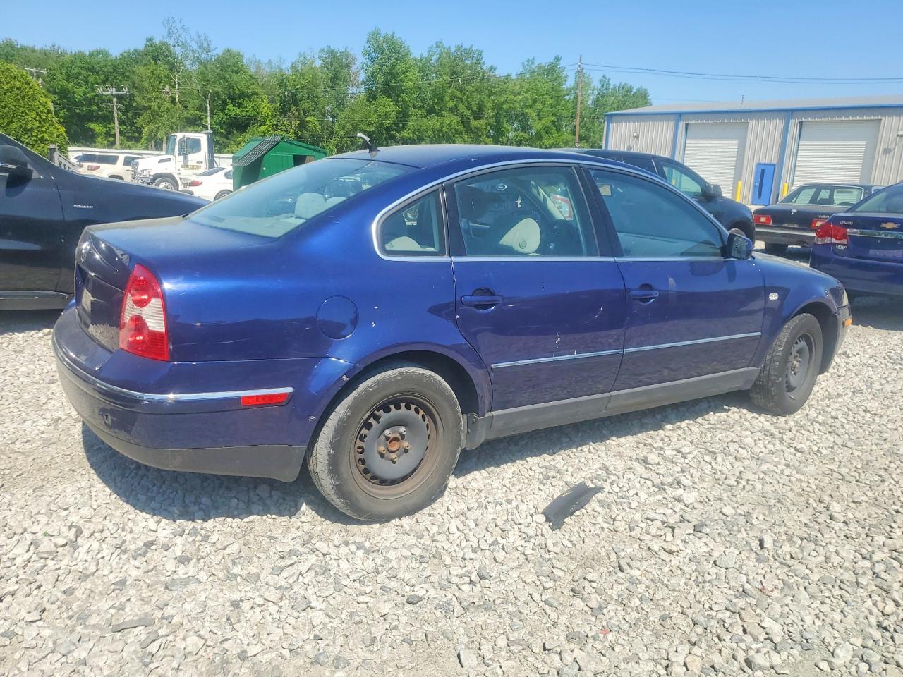 2003 Volkswagen Passat Gl Синий vin: WVWMD63B53P298224