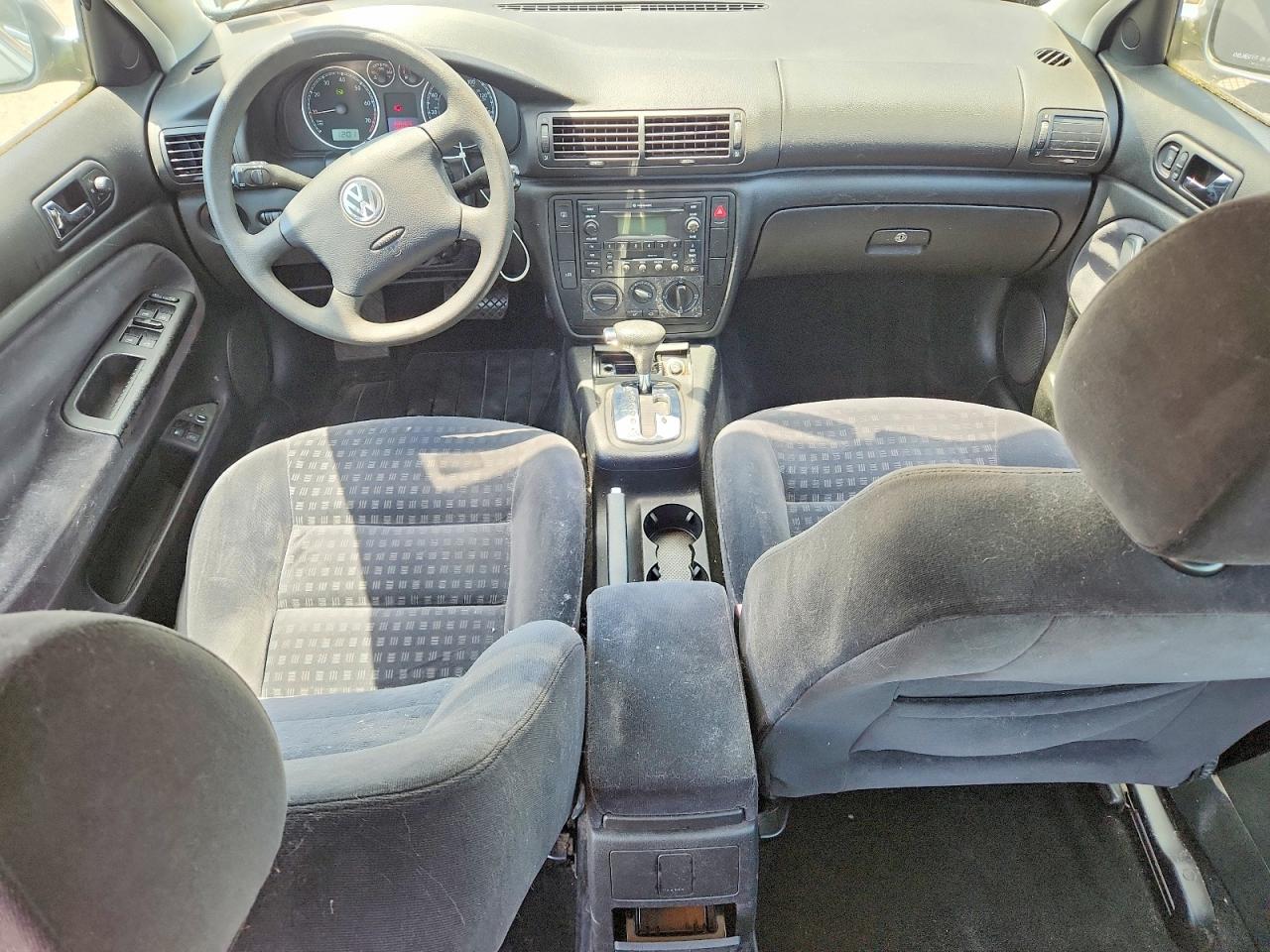 2004 Volkswagen Passat Gl Gray vin: WVWMD63B84P050728