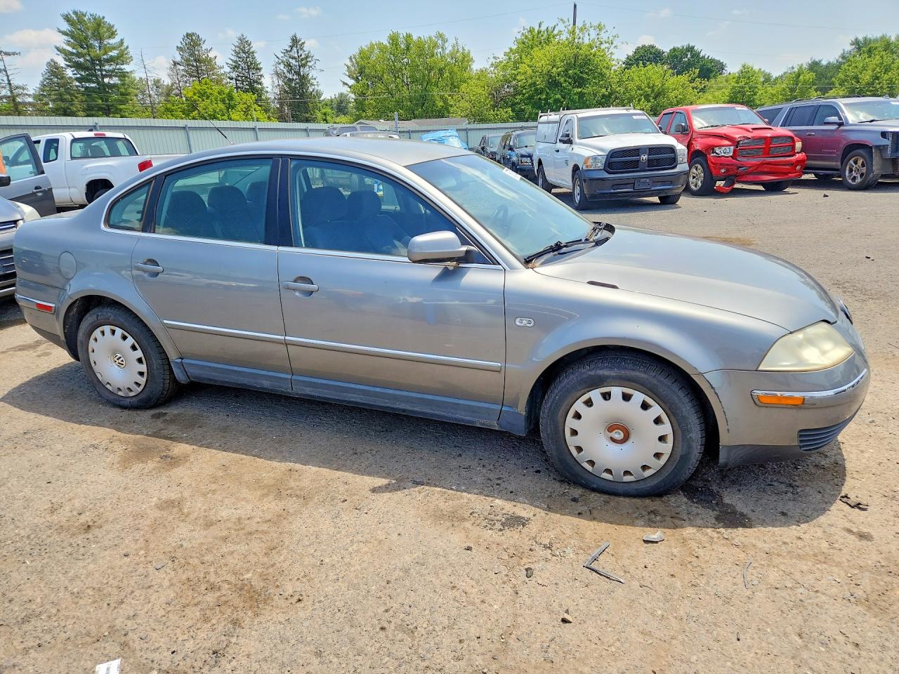 2004 Volkswagen Passat Gl Gray vin: WVWMD63B84P050728