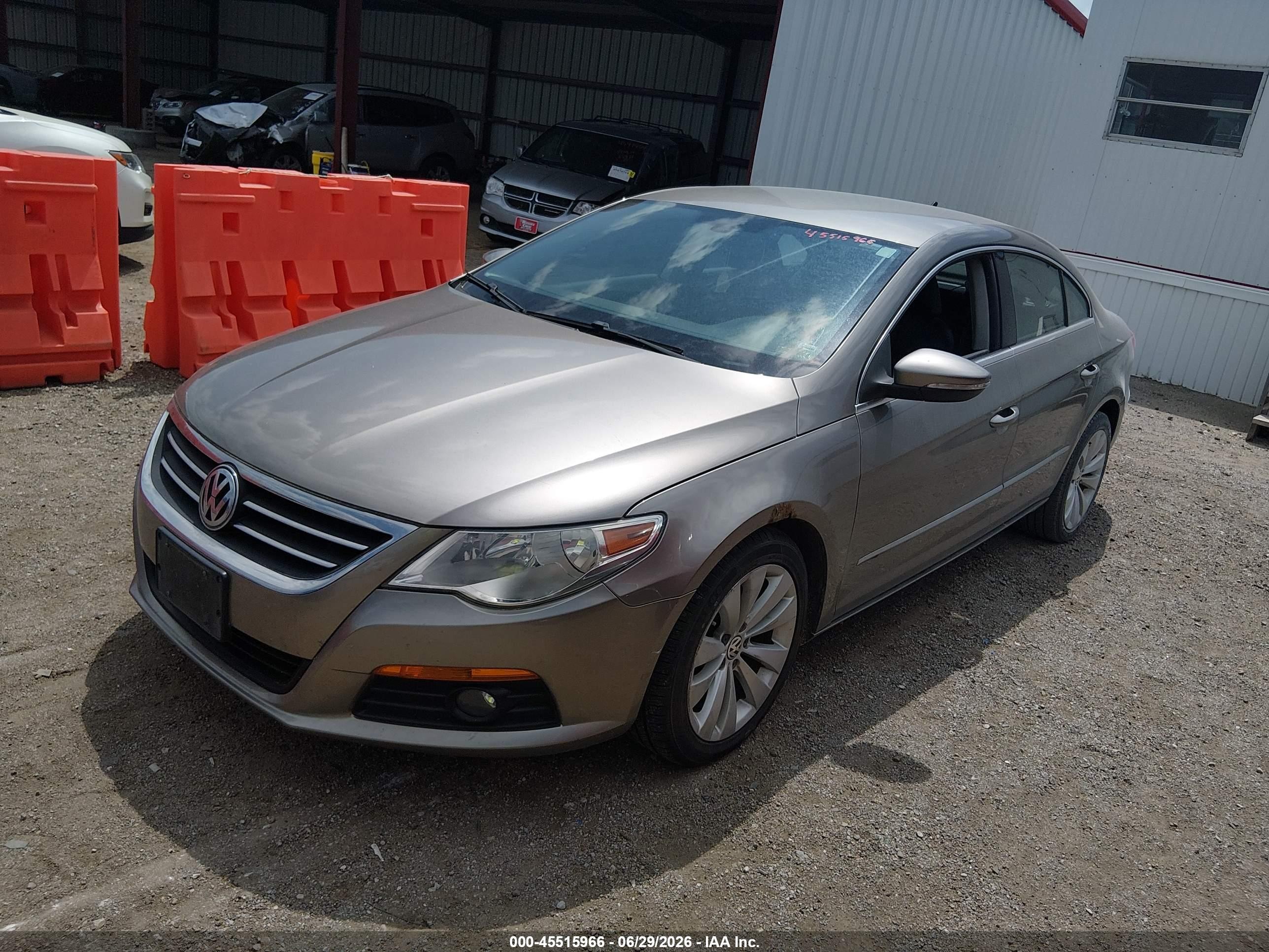 2010 Volkswagen Cc Sport Бежевый vin: WVWML7AN3AE507765