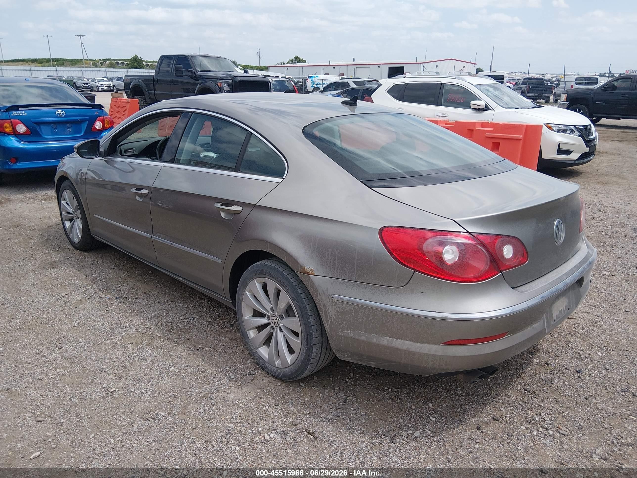 2010 Volkswagen Cc Sport Бежевый vin: WVWML7AN3AE507765