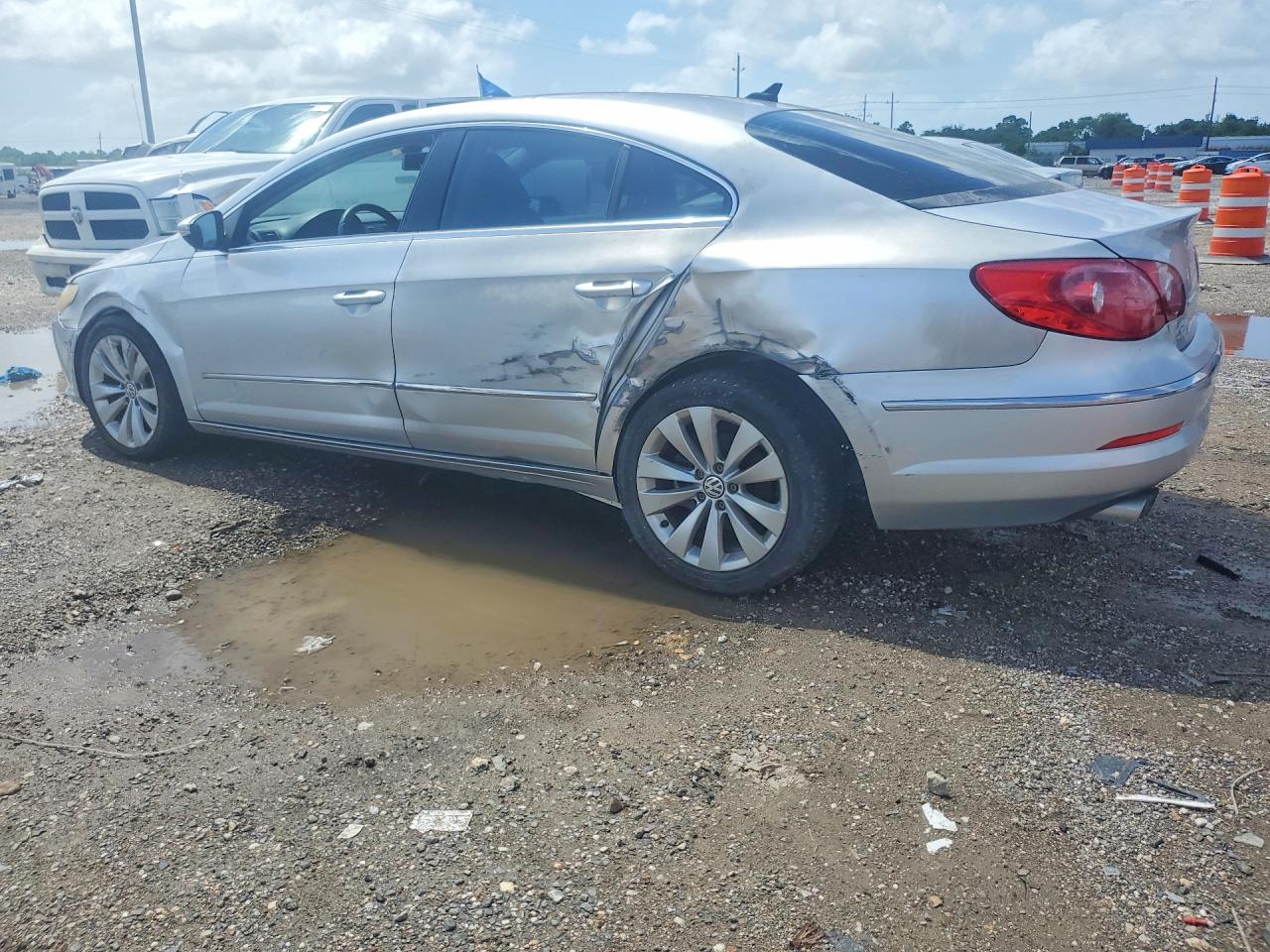 2010 Volkswagen Cc Sport Silver vin: WVWML7AN5AE503765