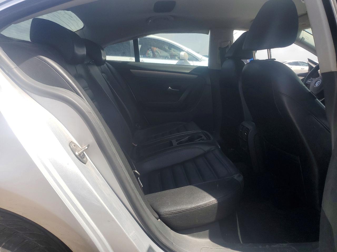 2010 Volkswagen Cc Sport Silver vin: WVWML7AN5AE503765