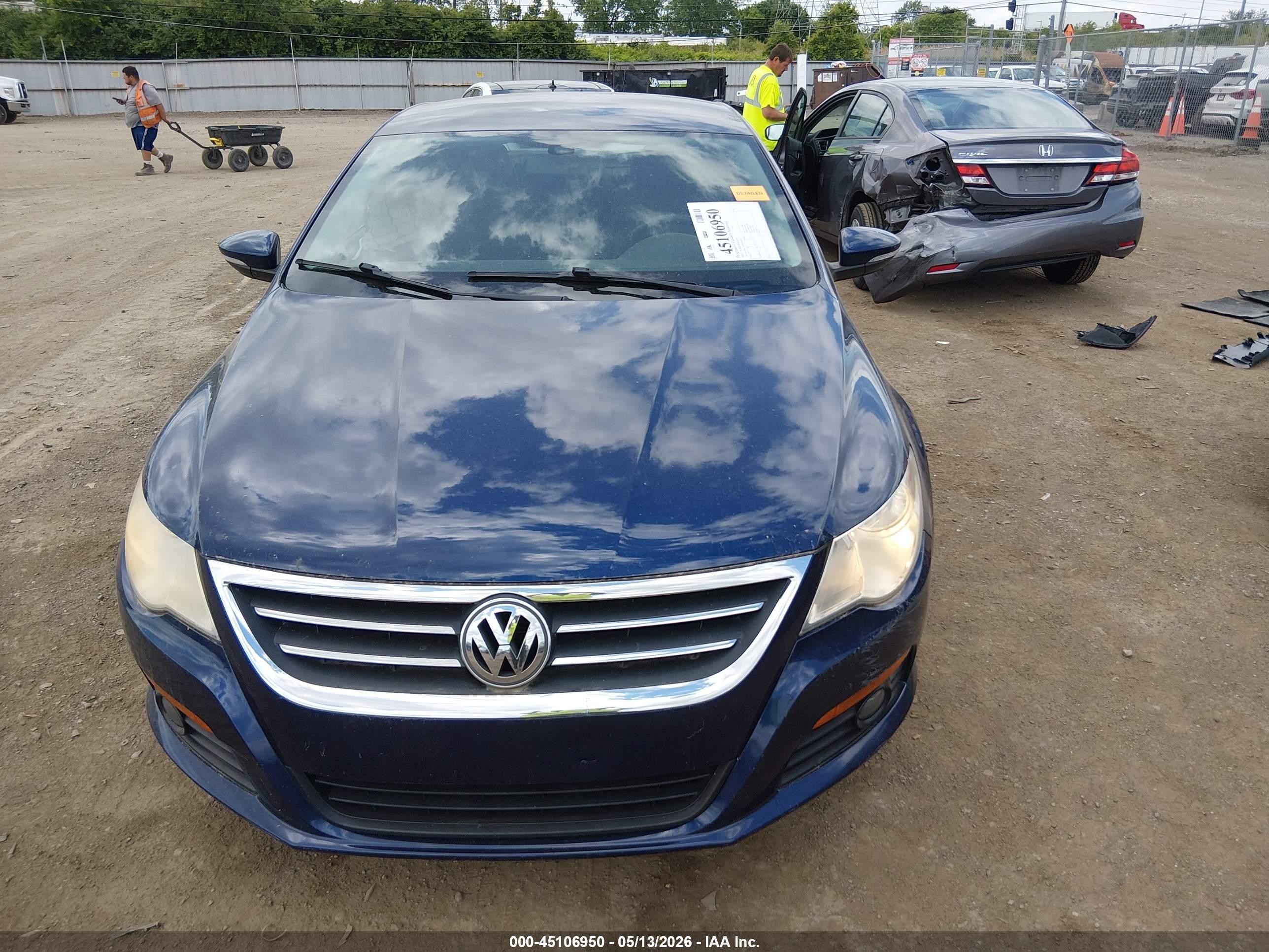 2010 Volkswagen Cc Sport Blue vin: WVWML7AN7AE500544