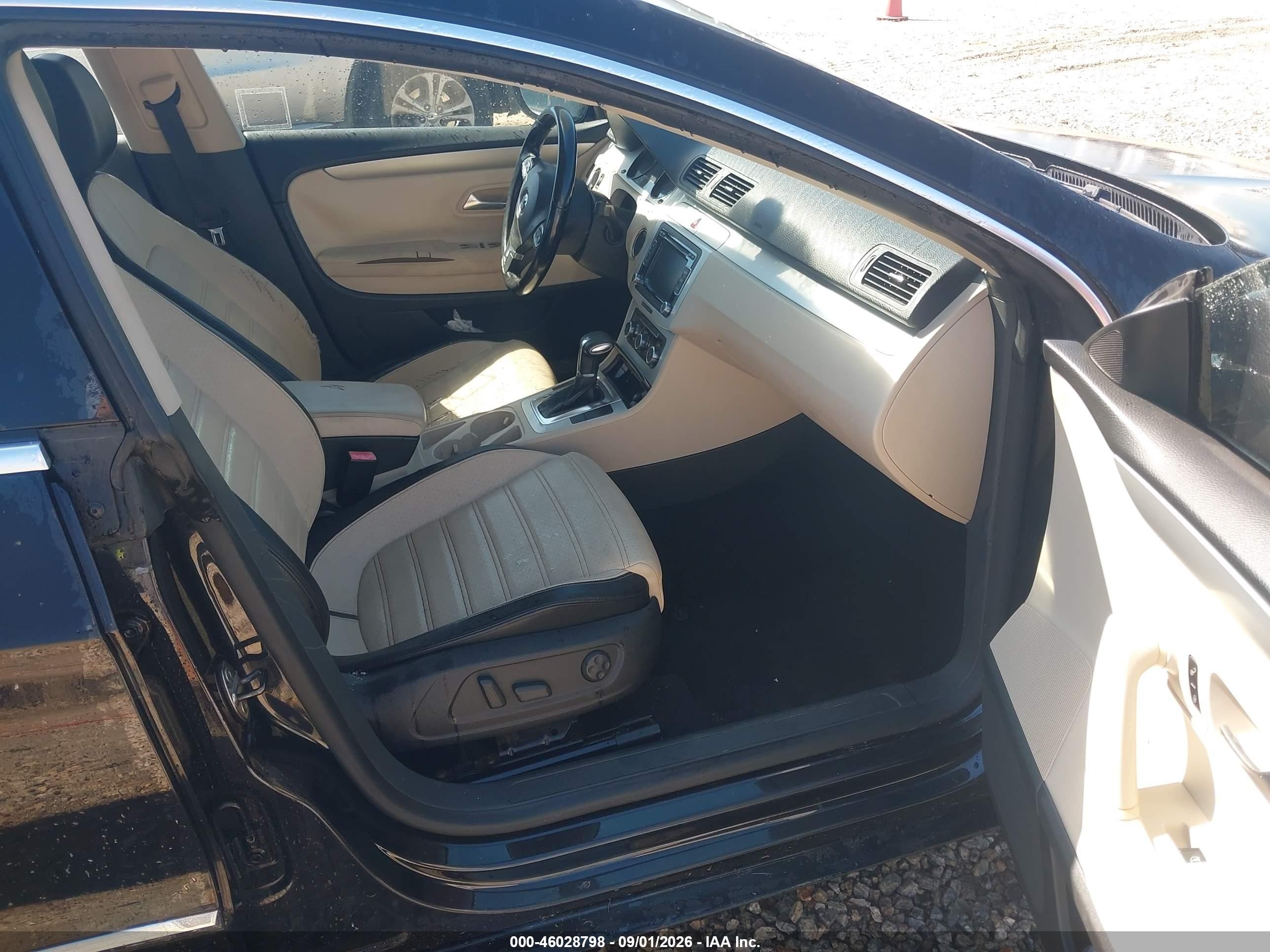 2010 Volkswagen Cc Sport Черный vin: WVWML7AN8AE512217