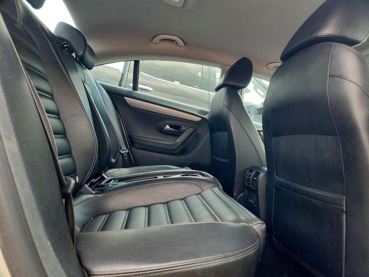 2010 Volkswagen Cc Sport Silver vin: WVWML7AN9AE520004