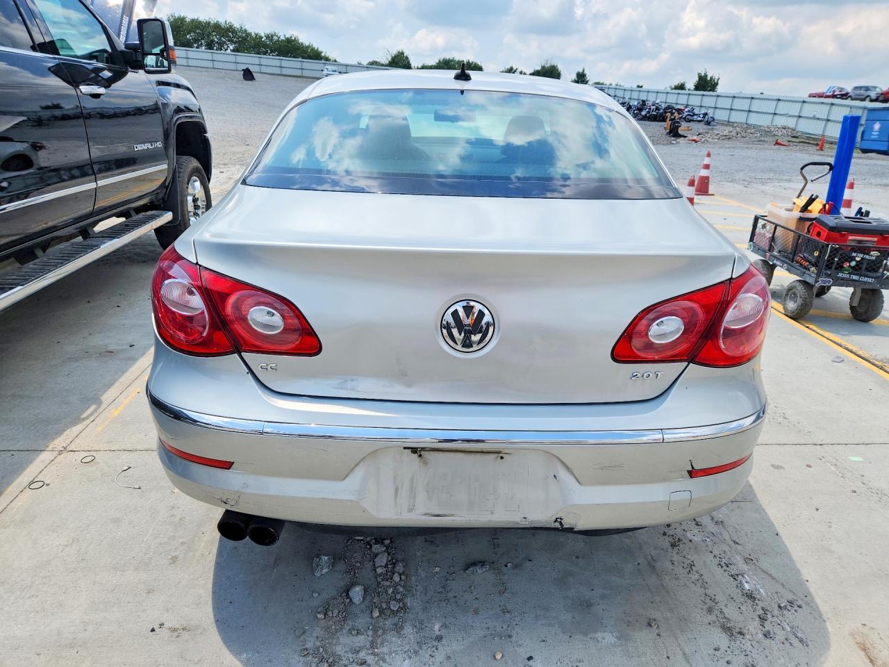 2010 Volkswagen Cc Sport Silver vin: WVWML7AN9AE520004