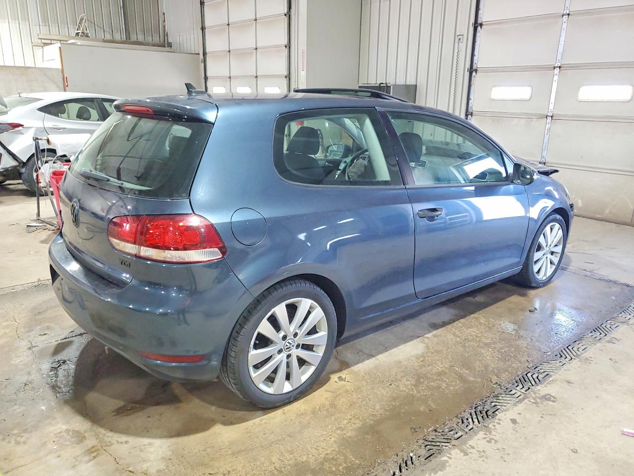 2012 Volkswagen Golf Blue vin: WVWMM7AJ0CW183052