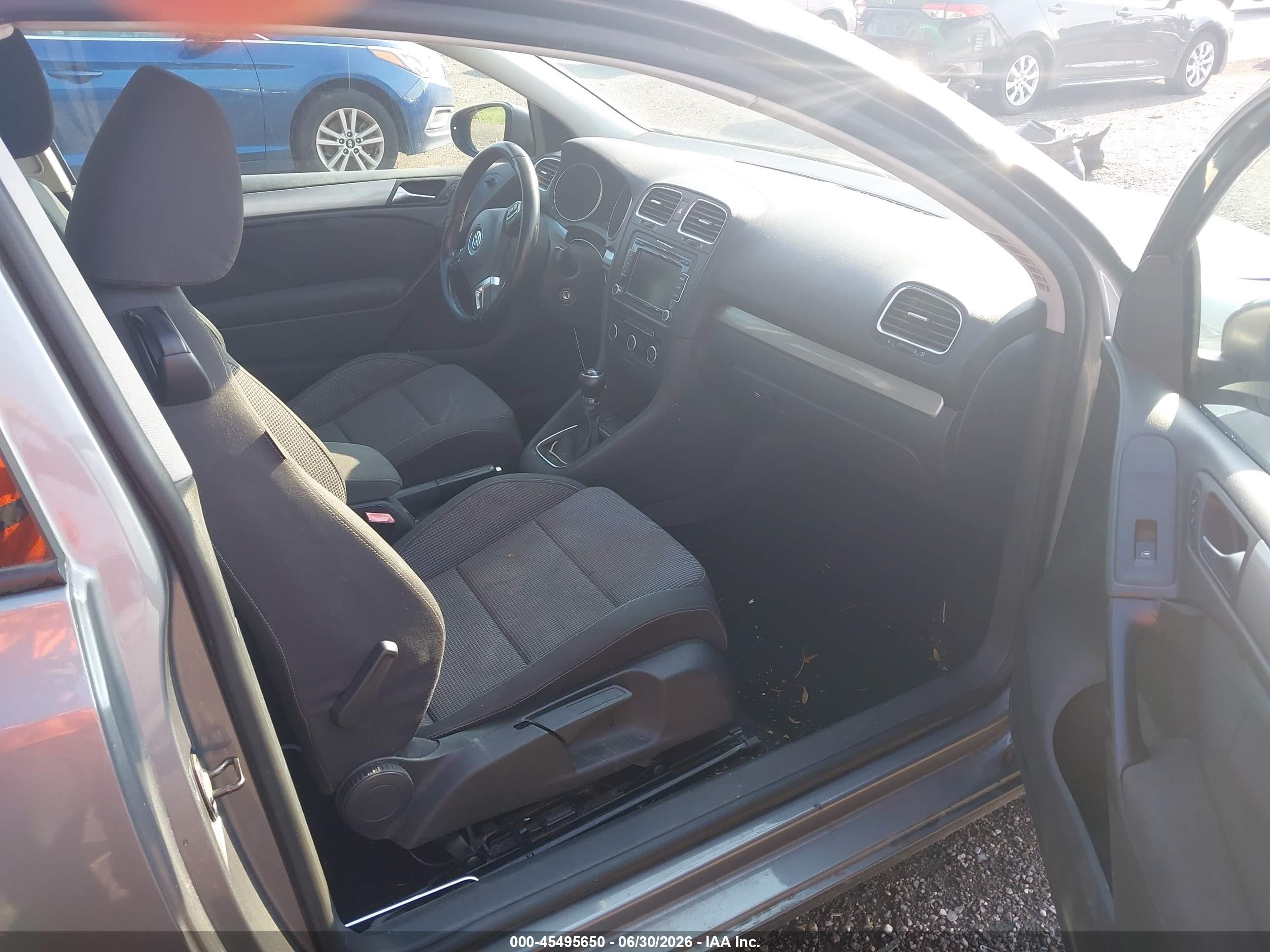 2011 Volkswagen Golf Tdi 2-door Gray vin: WVWMM7AJ1BW324824