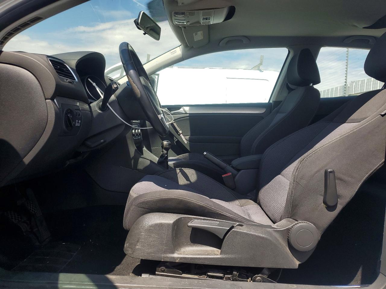 2012 Volkswagen Golf Silver vin: WVWMM7AJ5CW292249