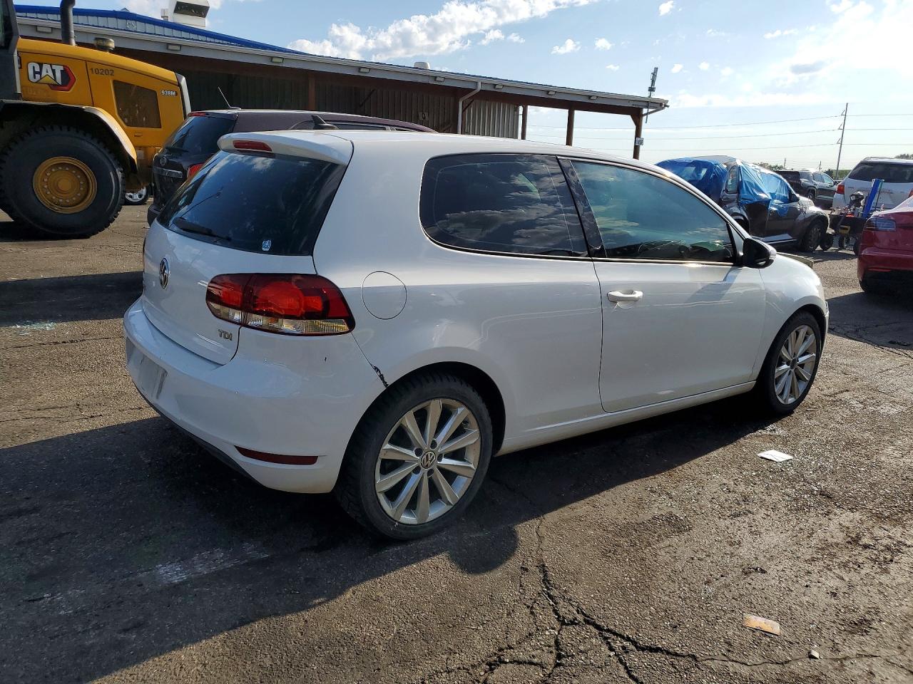 2012 Volkswagen Golf White vin: WVWMM7AJ9CW124291