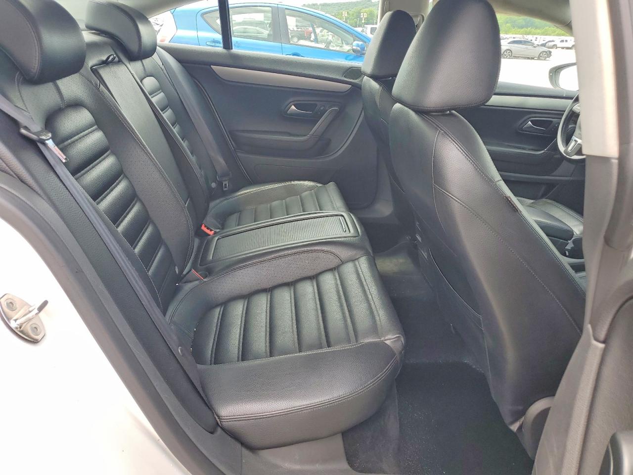 2011 Volkswagen Cc Sport White vin: WVWMN7AN2BE718158