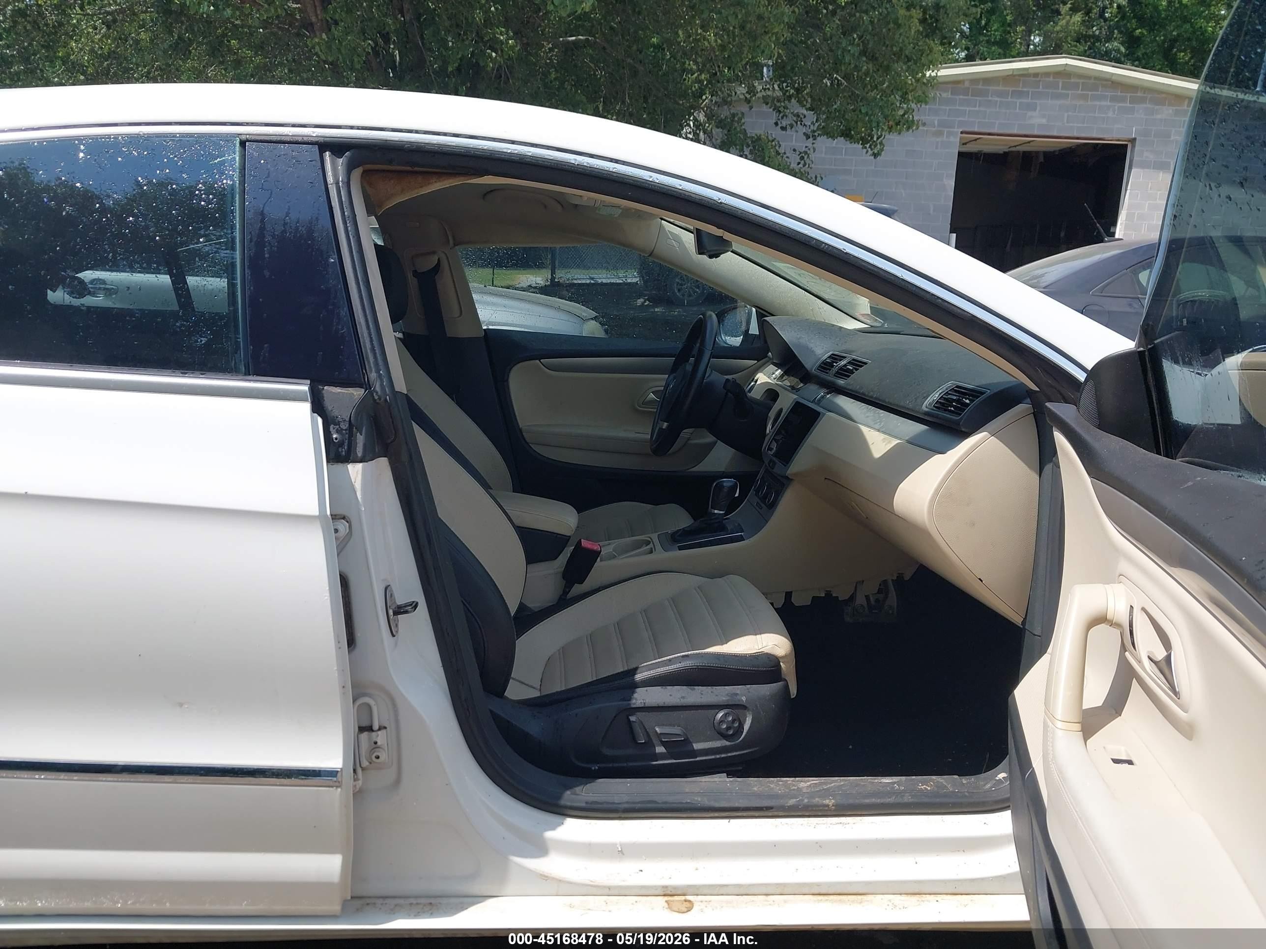 2012 Volkswagen Cc Sport White vin: WVWMN7AN2CE527356