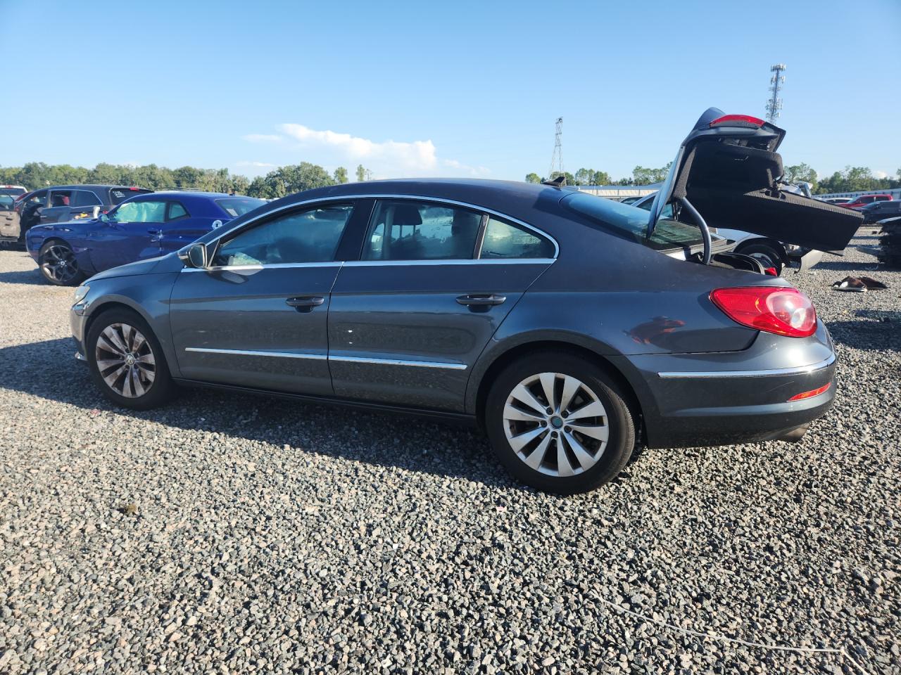 2010 Volkswagen Cc Sport Blue vin: WVWMN7AN3AE529405