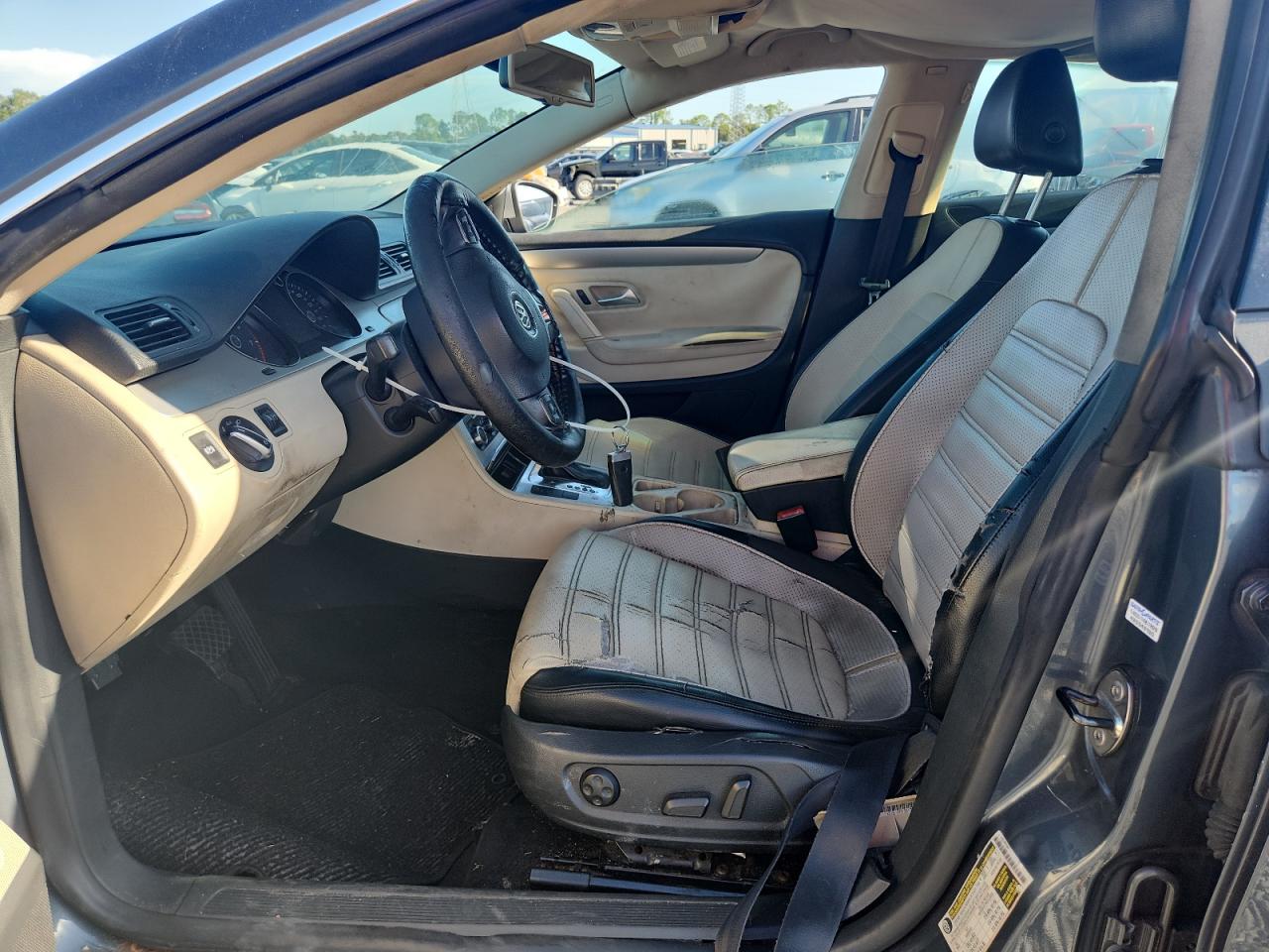 2010 Volkswagen Cc Sport Blue vin: WVWMN7AN3AE529405
