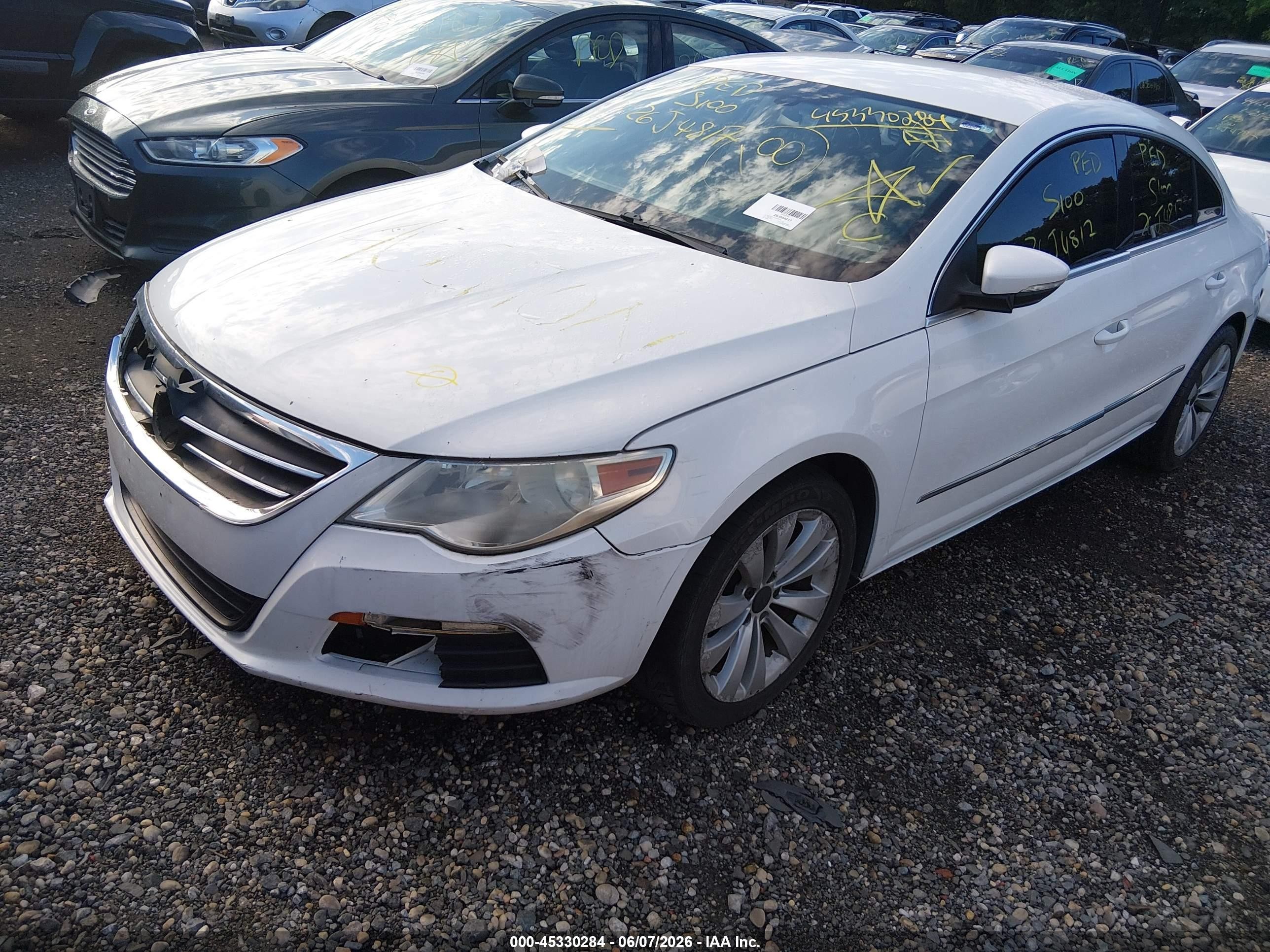 2011 Volkswagen Cc Sport White vin: WVWMN7AN3BE703135