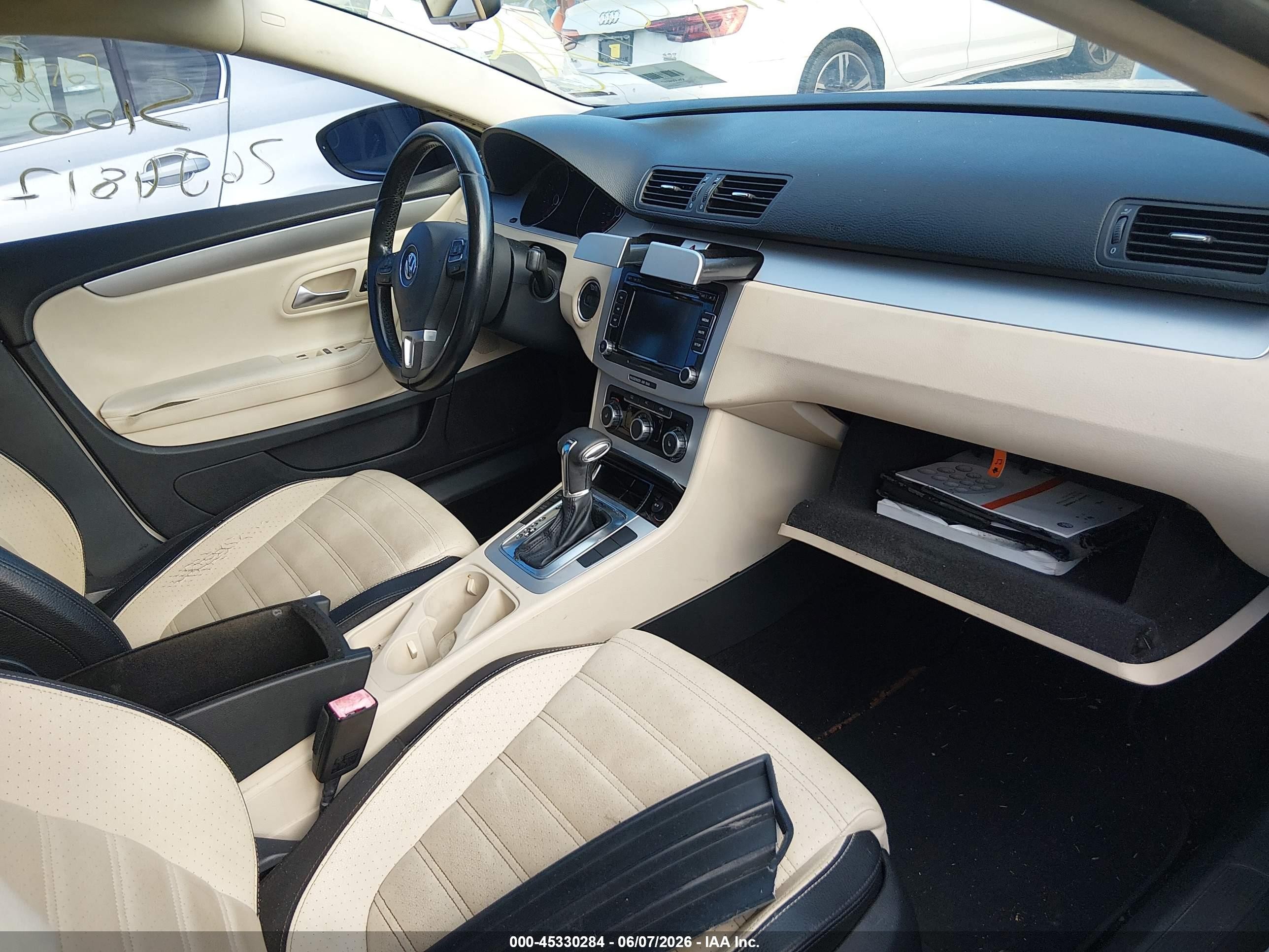 2011 Volkswagen Cc Sport White vin: WVWMN7AN3BE703135