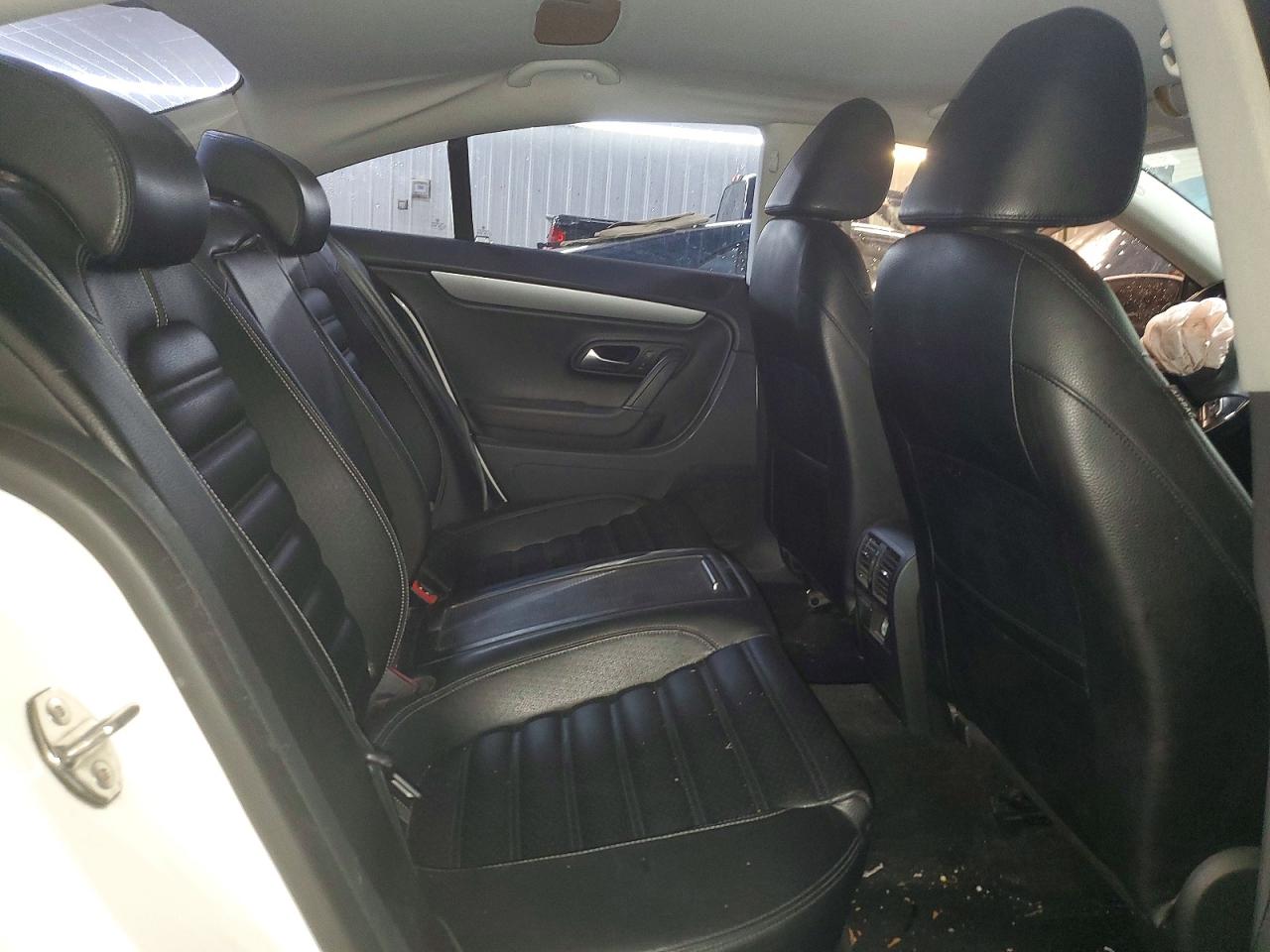 2011 Volkswagen Cc Sport White vin: WVWMN7AN3BE716435
