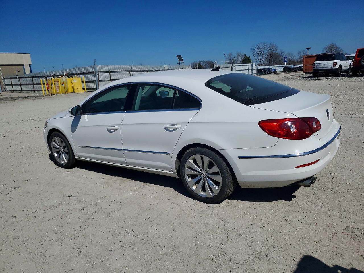 2011 Volkswagen Cc White vin: WVWMN7AN4BE710983