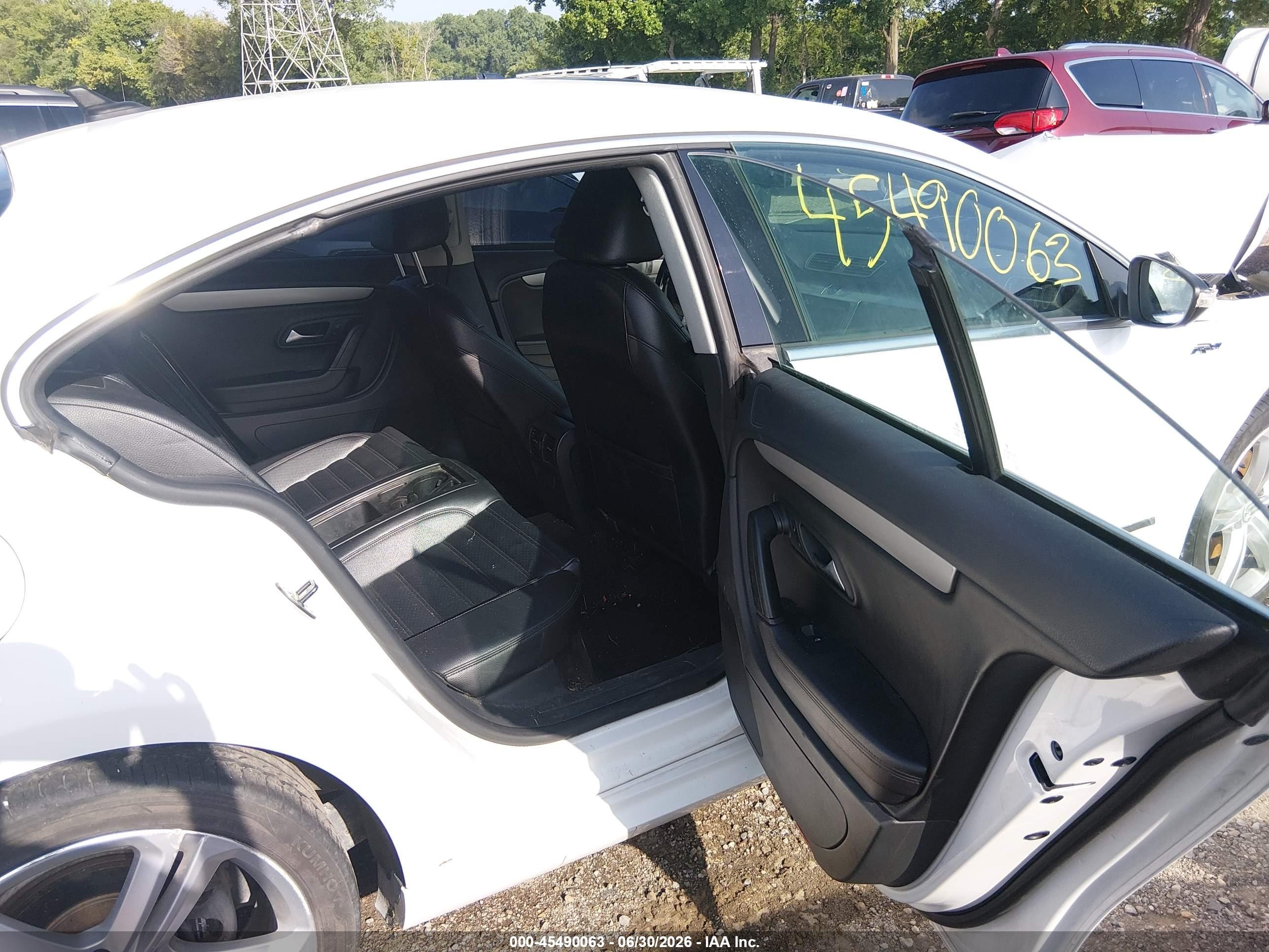 2012 Volkswagen Cc R-line White vin: WVWMN7AN5CE511216