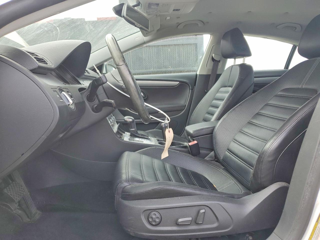 2011 Volkswagen Cc Sport White vin: WVWMN7AN7BE728734