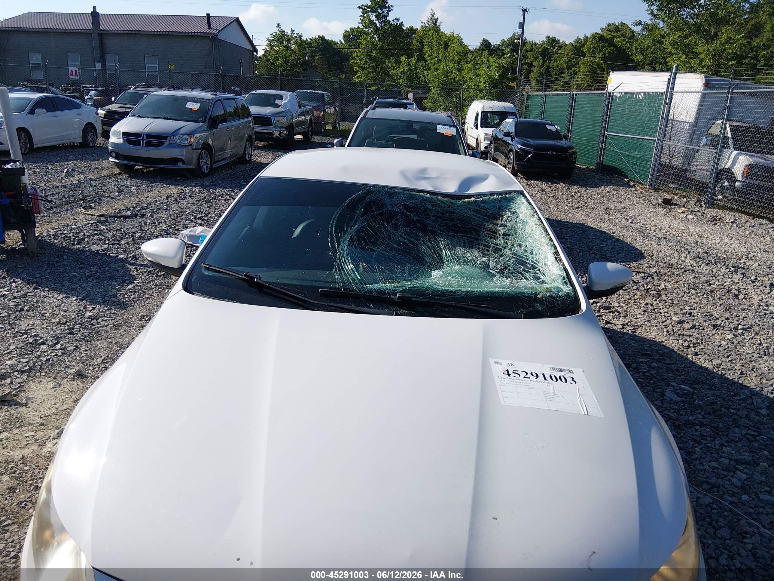 2011 Volkswagen Cc Sport White vin: WVWMN7AN7BE729480
