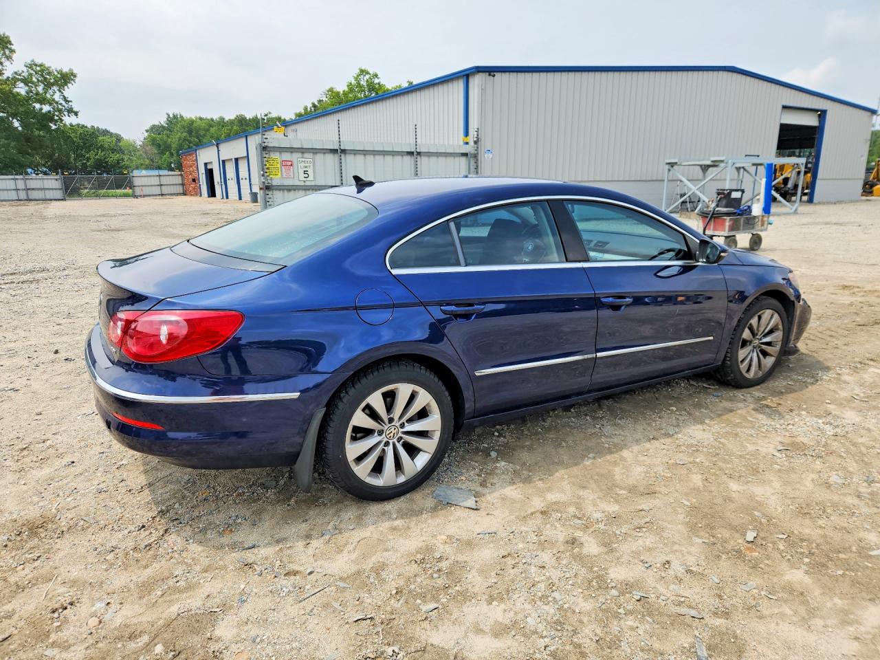 2011 Volkswagen Cc Sport Blue vin: WVWMN7ANXBE721888