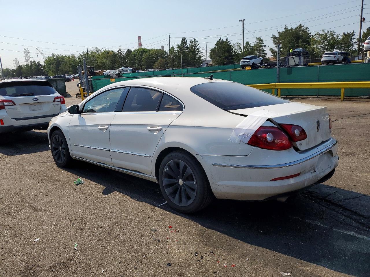 2010 Volkswagen Cc Sport White vin: WVWMP7AN3AE557893