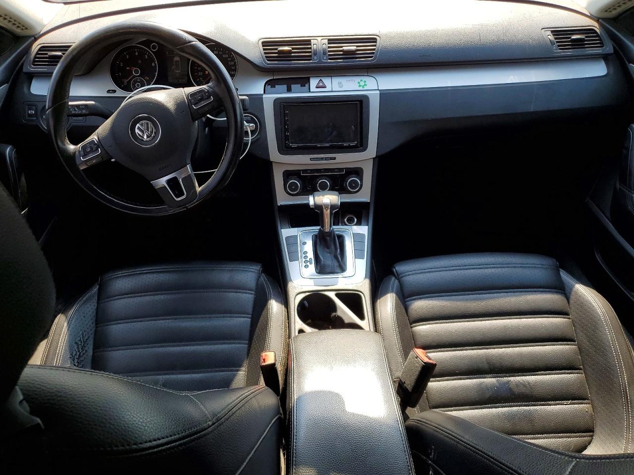 2010 Volkswagen Cc Sport White vin: WVWMP7AN3AE557893