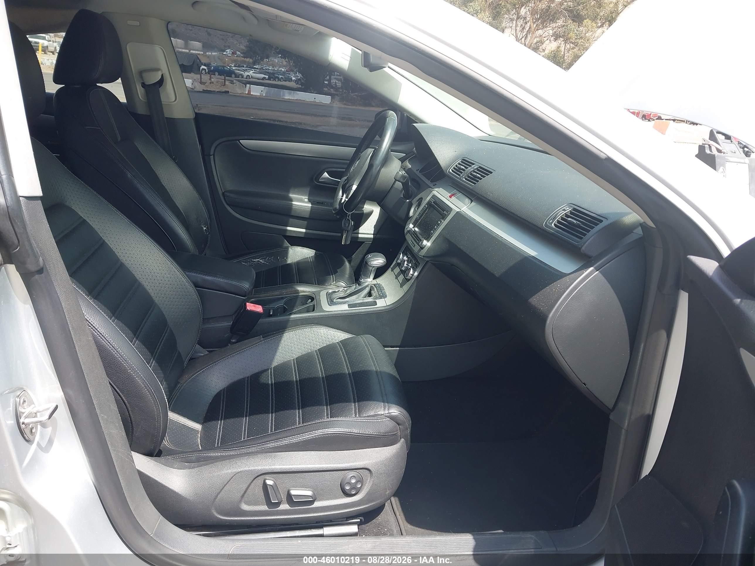 2010 Volkswagen Cc Sport Серебряный vin: WVWMP7AN4AE559202