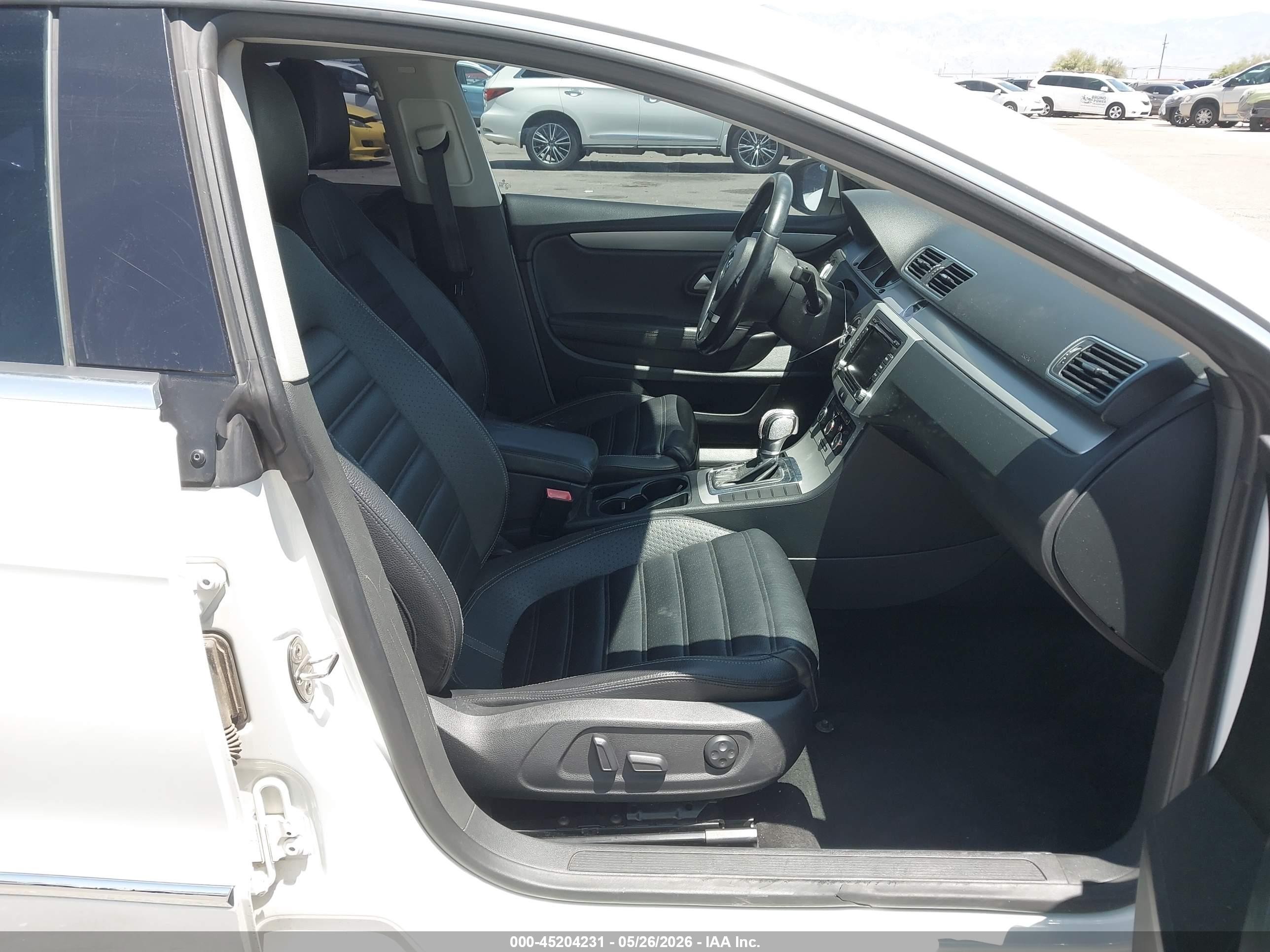 2012 Volkswagen Cc Sport White vin: WVWMP7AN7CE536838