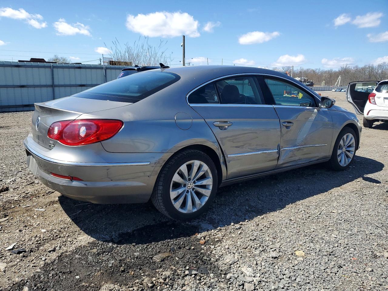 2010 Volkswagen Cc Sport Silver vin: WVWMP7ANXAE543988