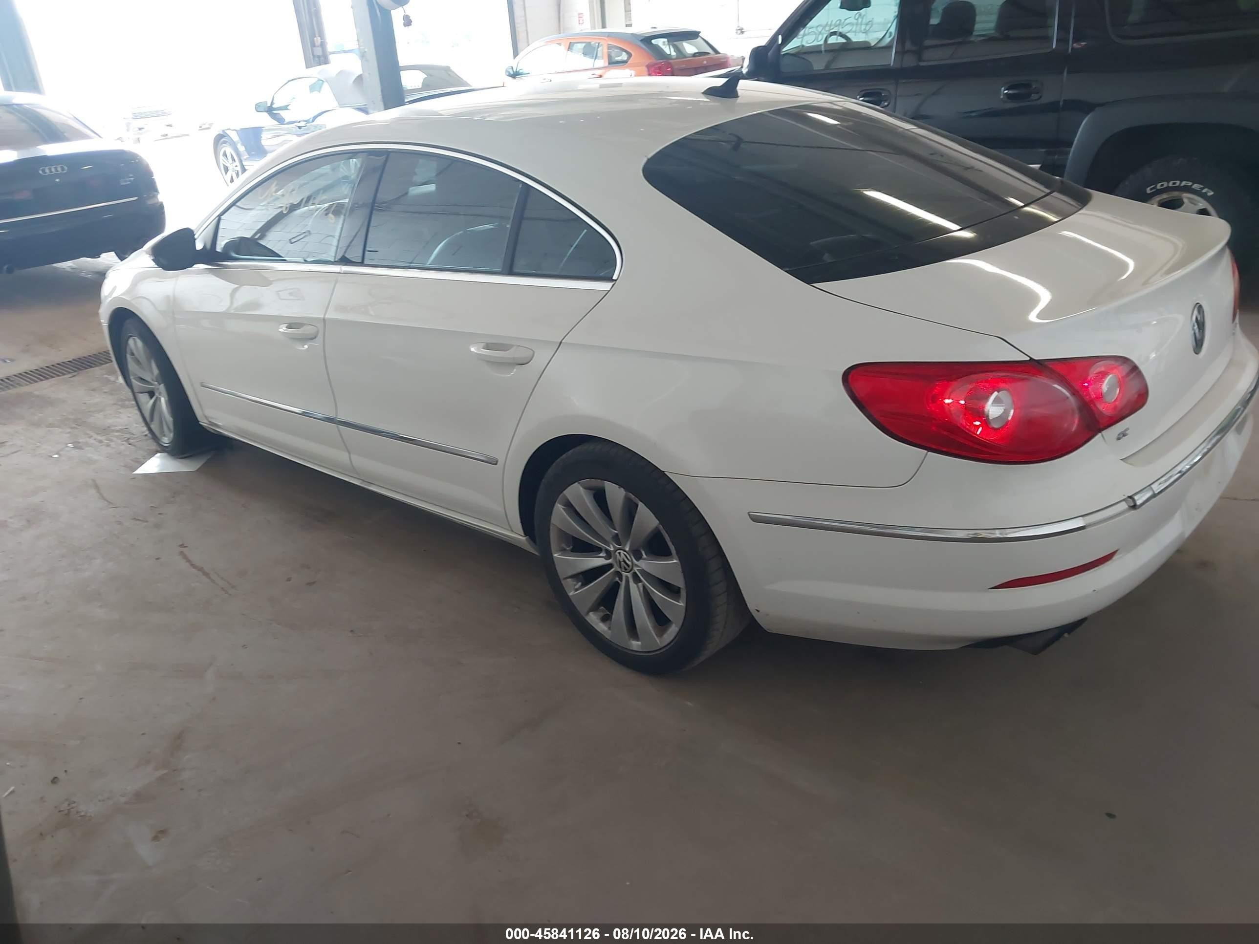 2011 Volkswagen Cc Sport Белый vin: WVWMP7ANXBE705622